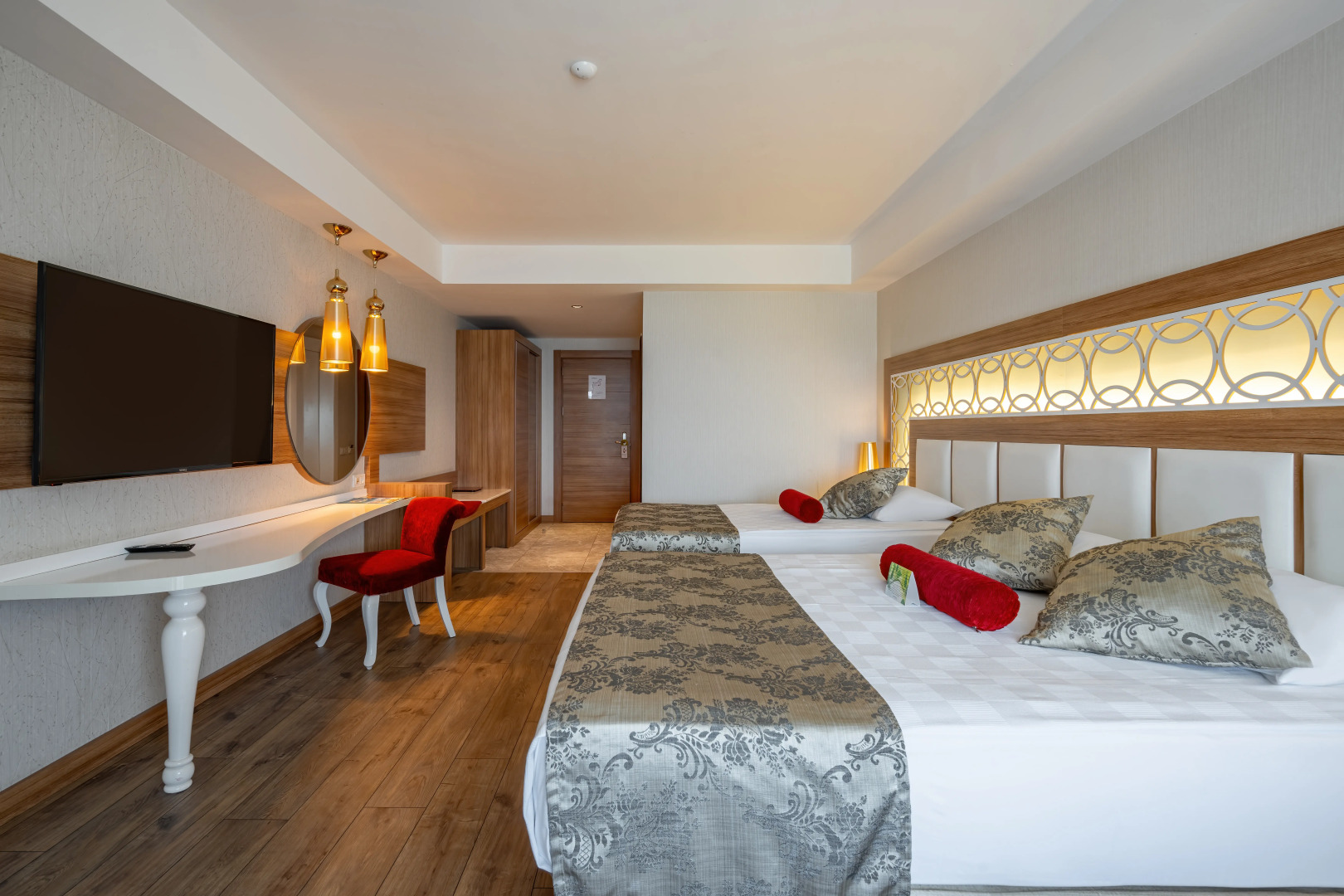 Justiniano Deluxe Resort – All Inclusive