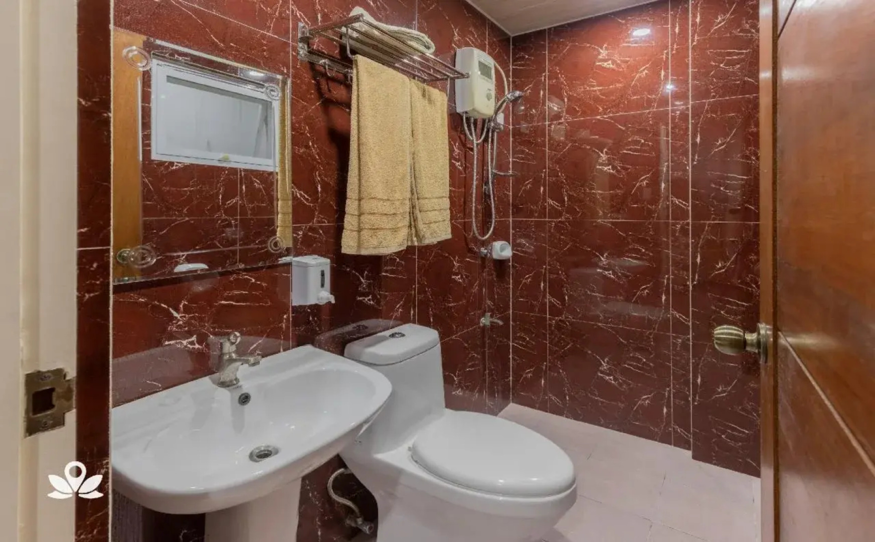 OYO 767 Hotel Urban - Khotel Kurban Hotel