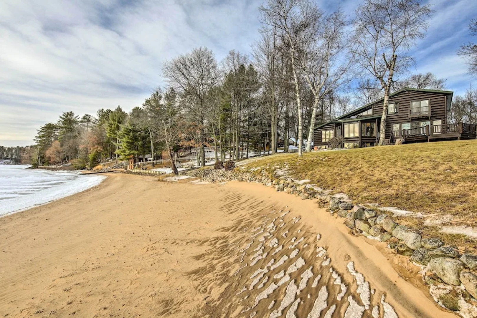 Lake Nokomis Escape w/ Dock & Beach Access