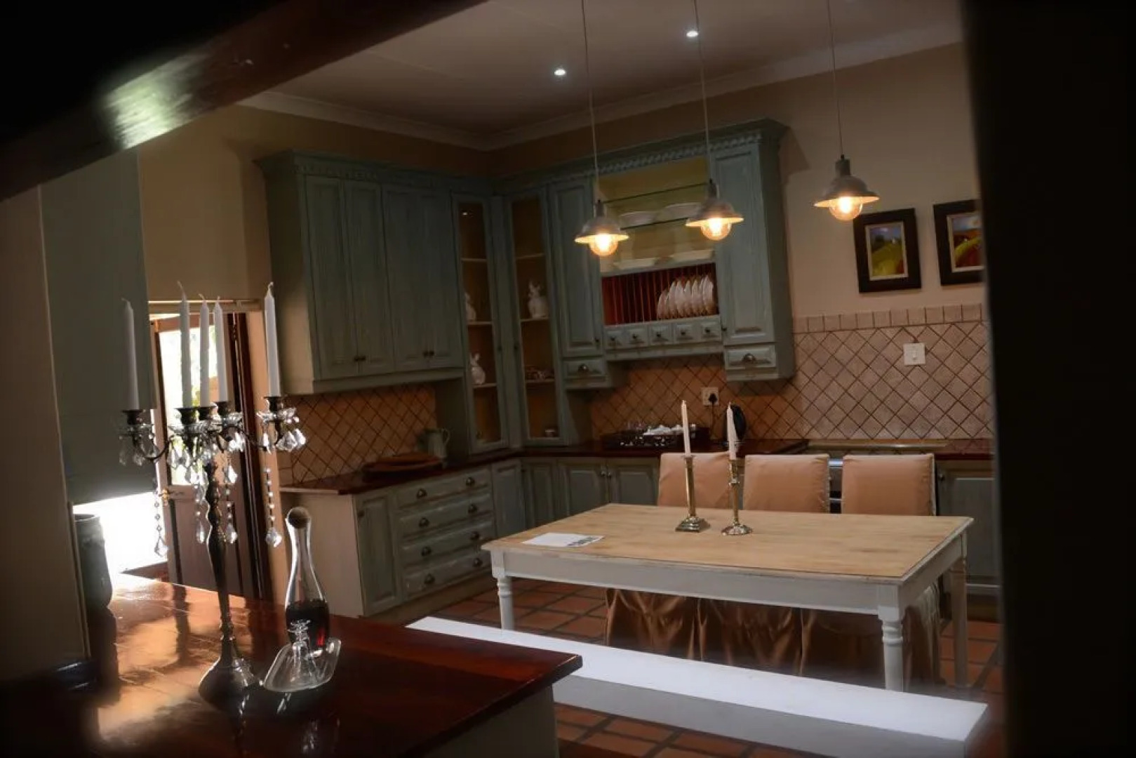 Elegant Manor Guest House