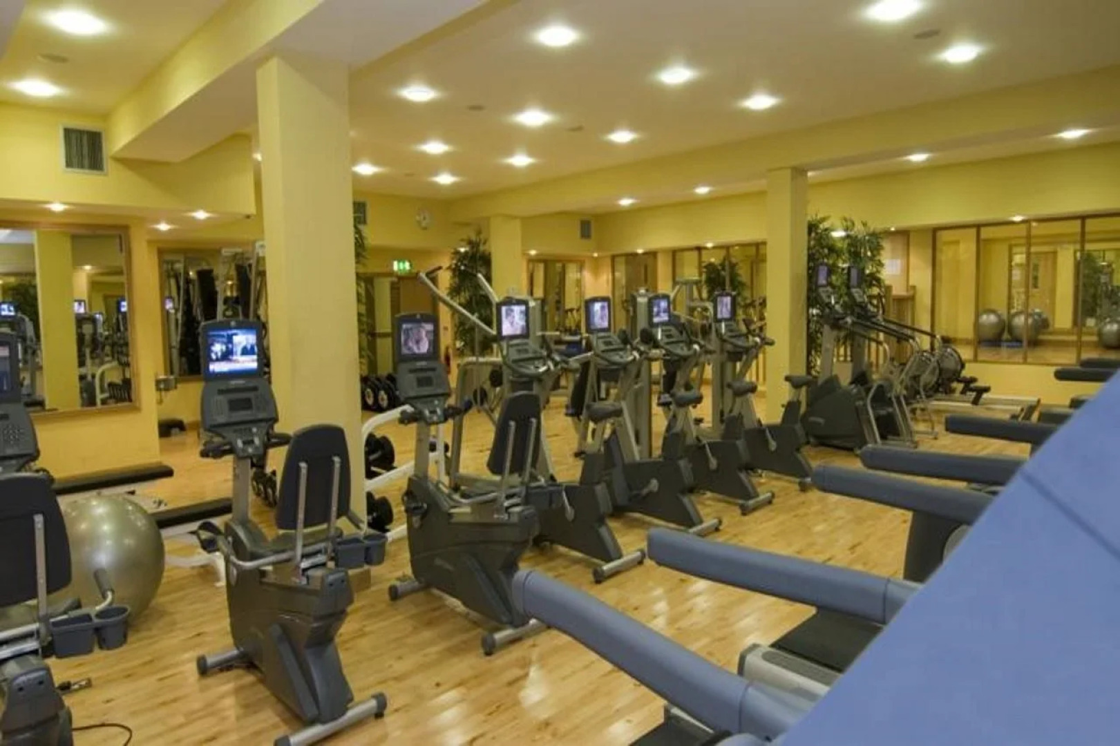 Rochestown Lodge Hotel