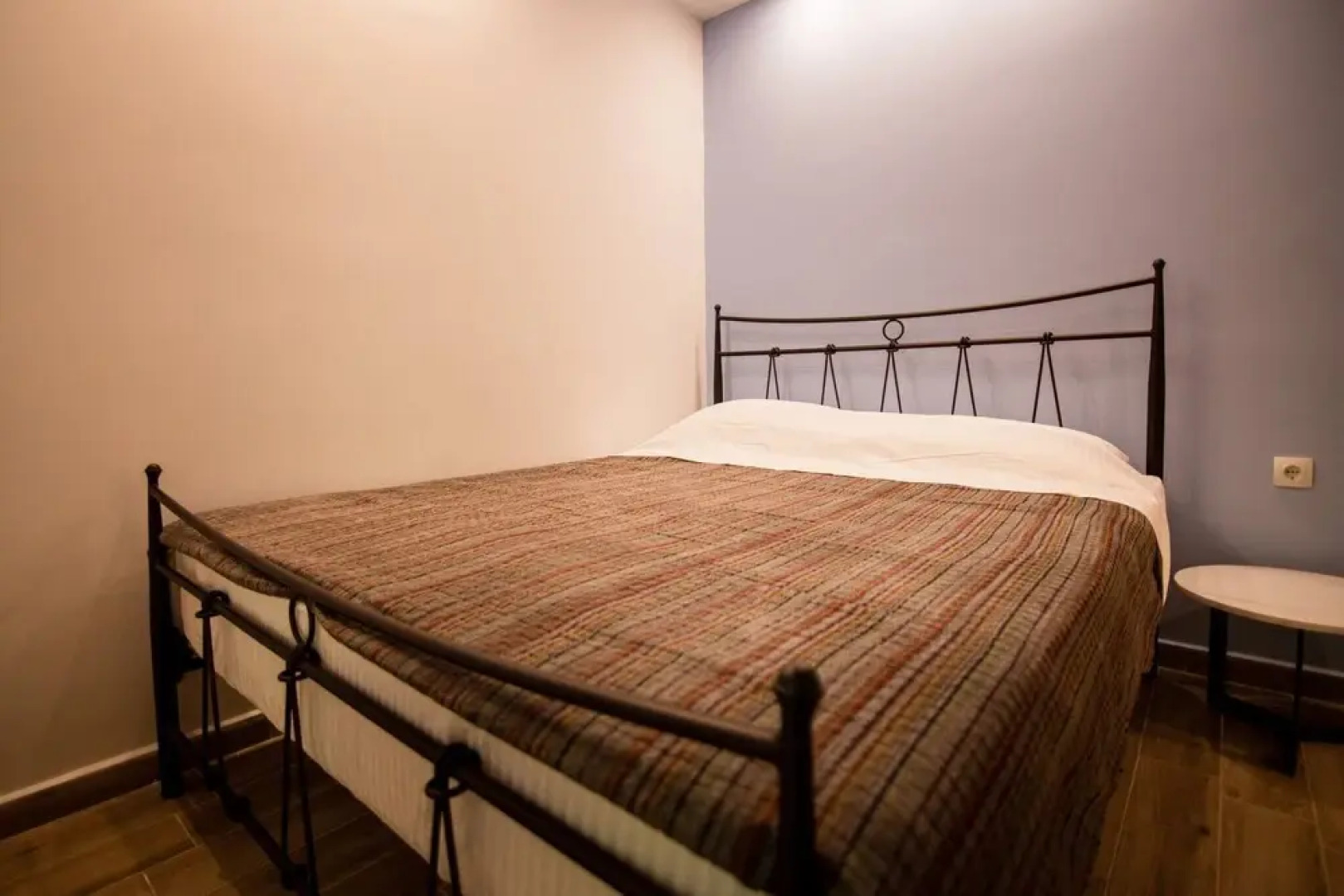 ZeusPlace katerini Stylish Living