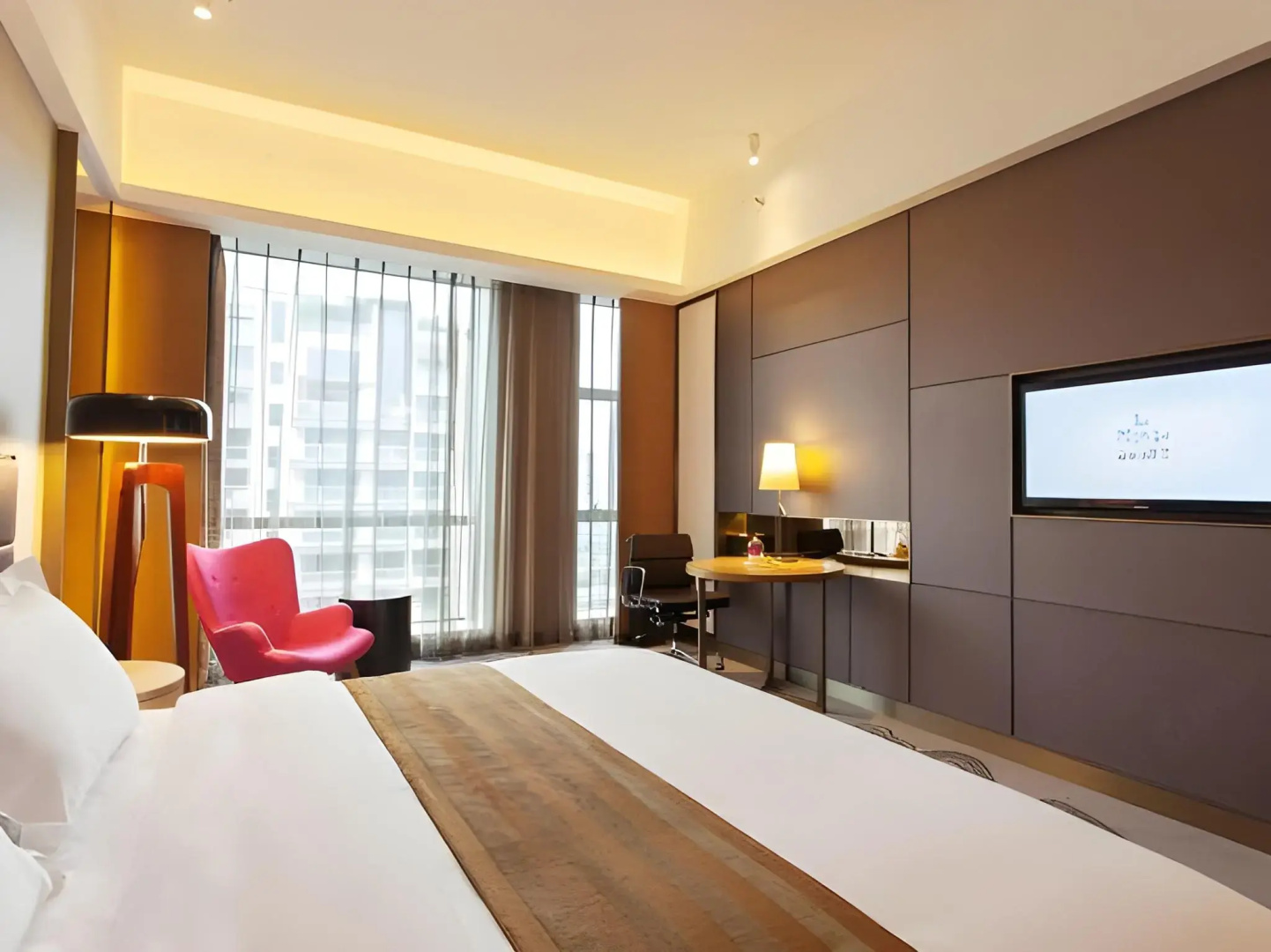 The Summit Hotel