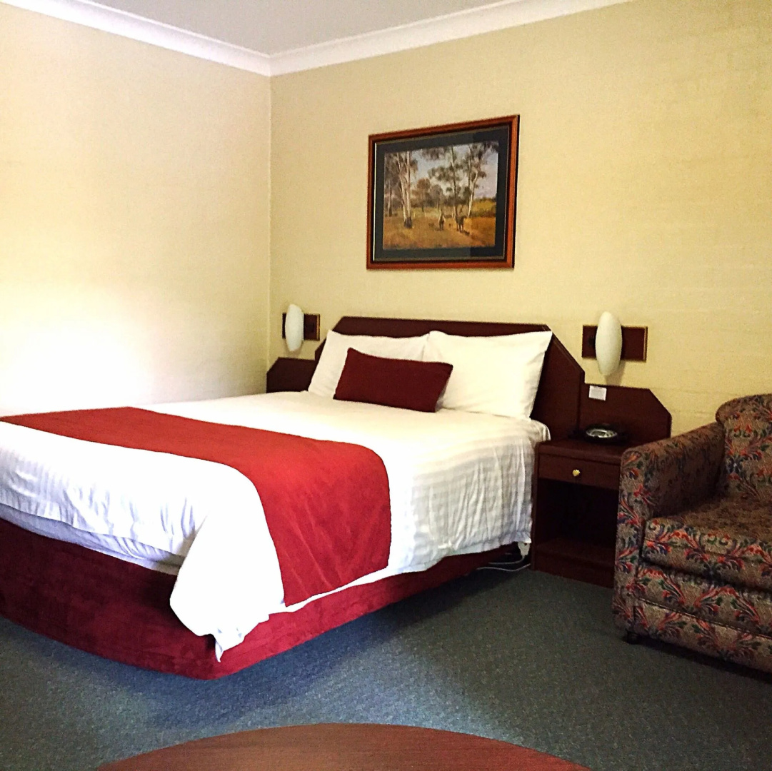 Town Square Motel