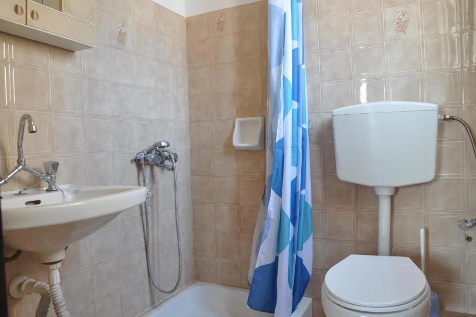 Sunflower Apartments & Studios