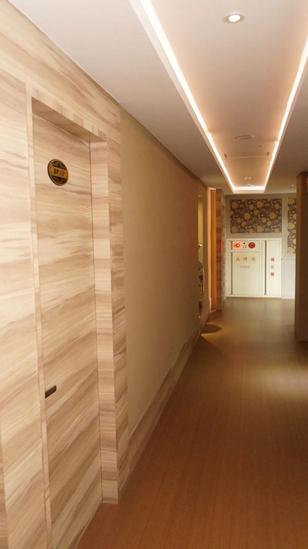 Jinsa Lakeside View Resort