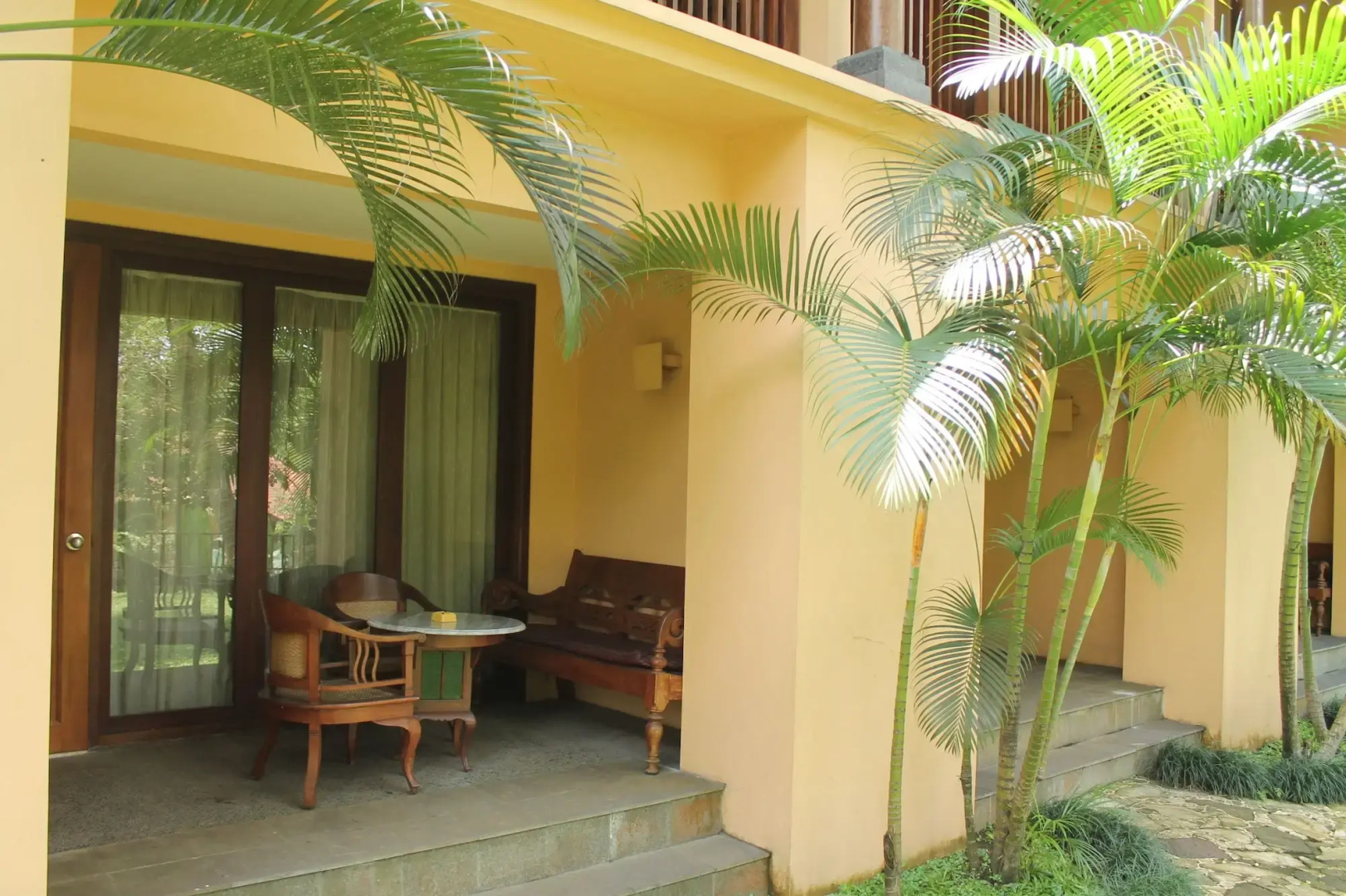 Laras Asri Resort and SPA