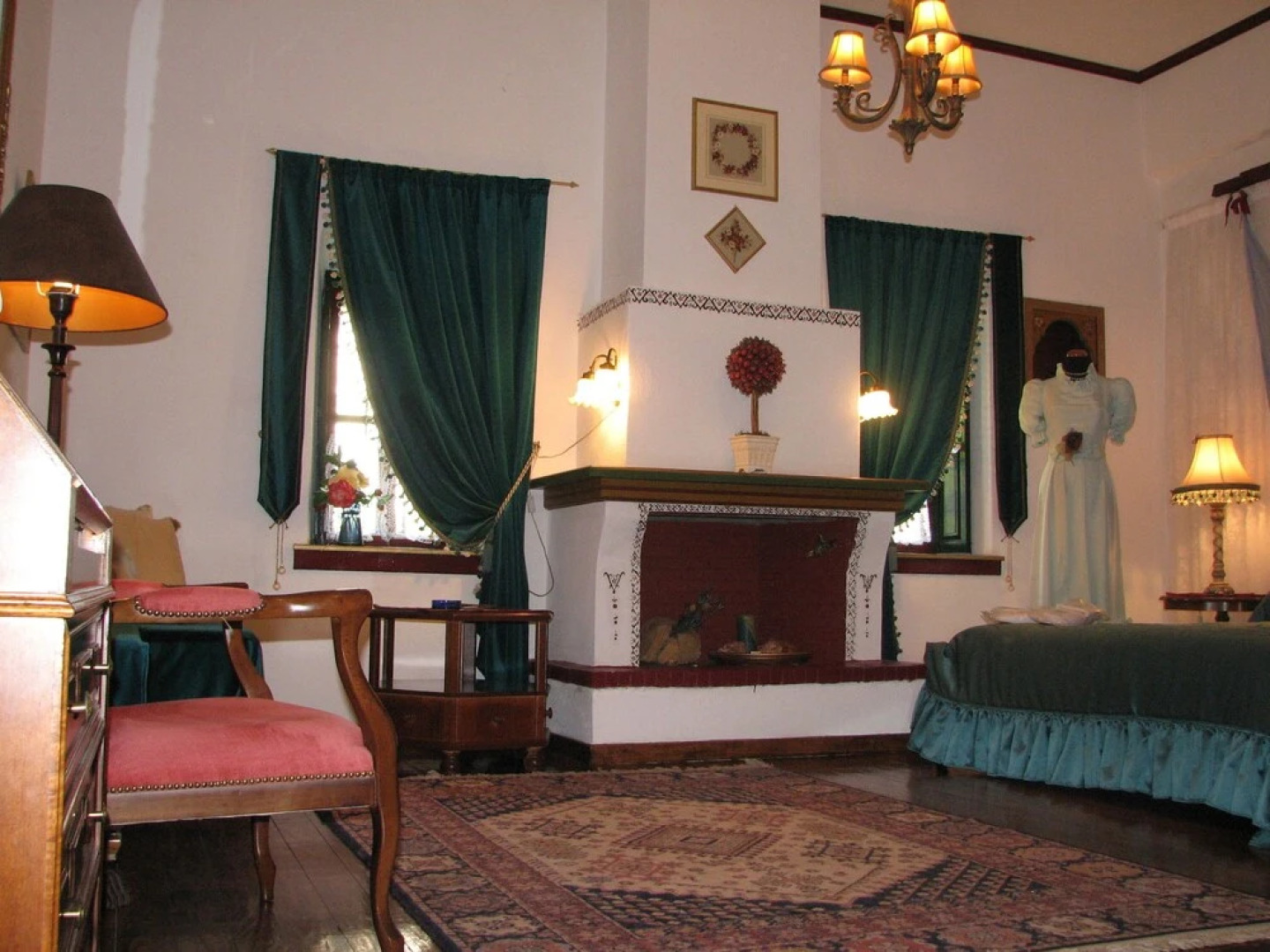 Glorious Peleys Castle Hotel