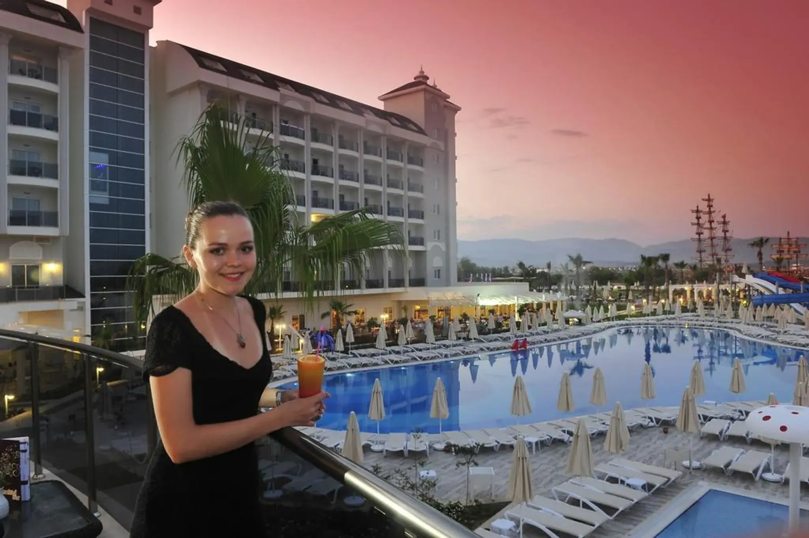 Lake & River Side Hotel & Spa
