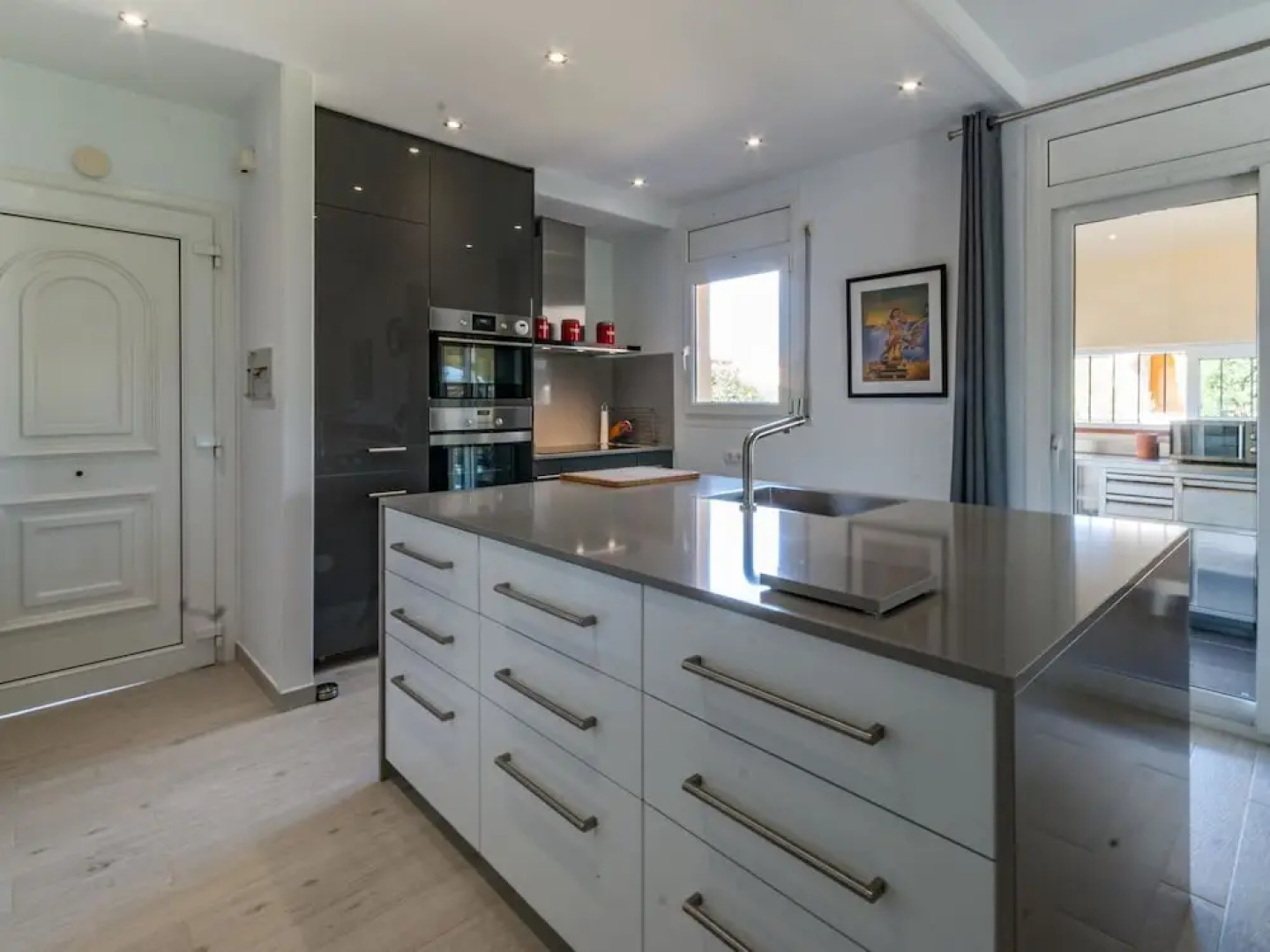 Fantastic Villa for 6 People With Communal Pool in Vilacolum