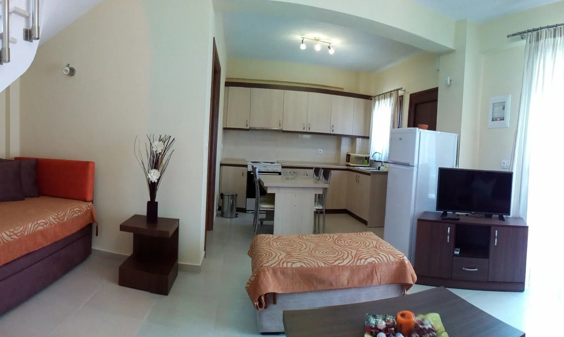 Ianthi Maisonettes