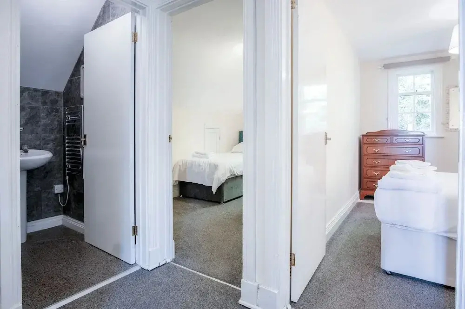 The Gatehouse - 2 Bedroom Apartment - Pendine