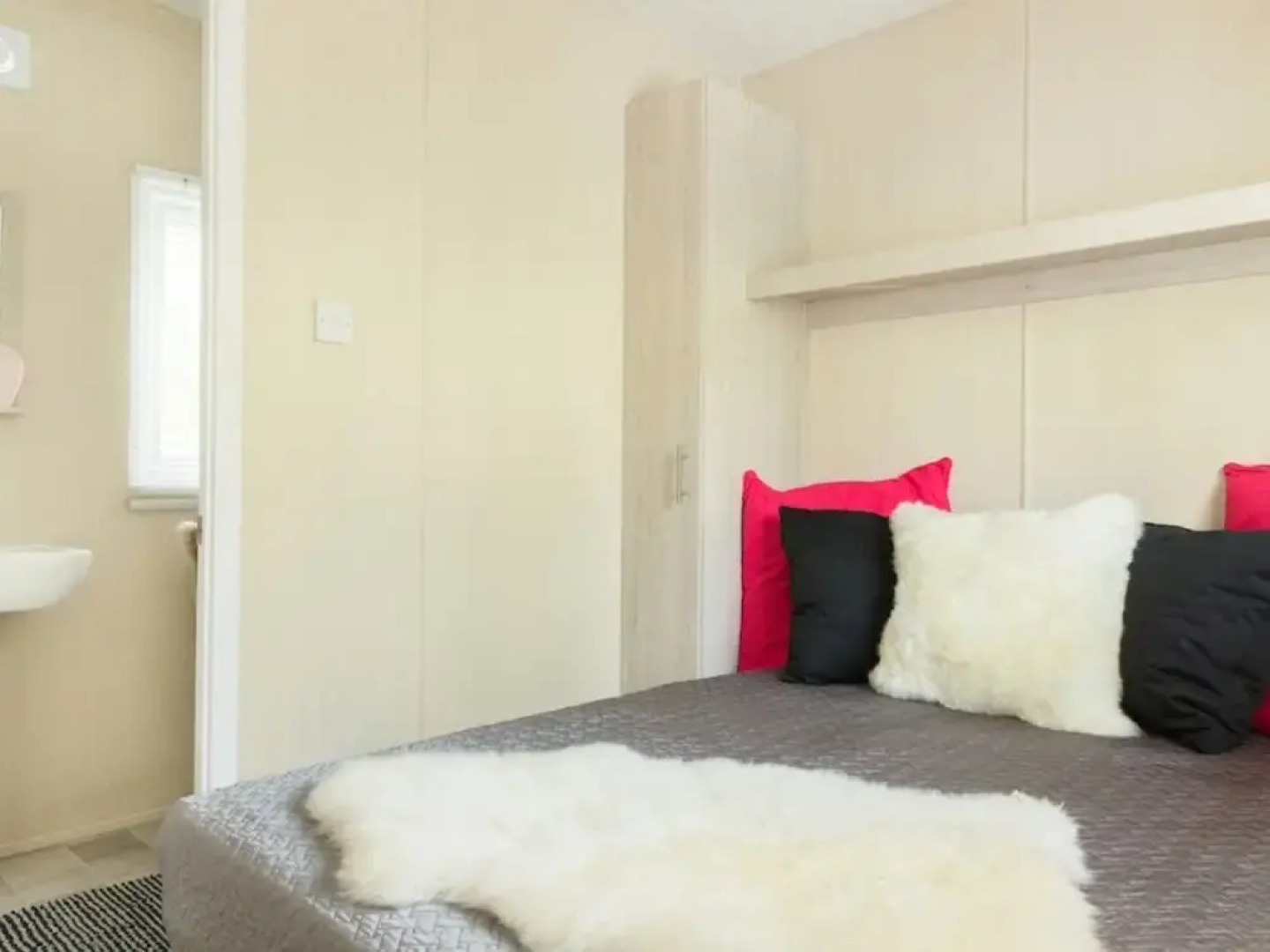 Chalet With a Decorative Fireplace