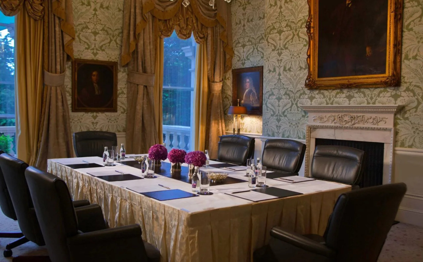 The Shelbourne, Autograph Collection