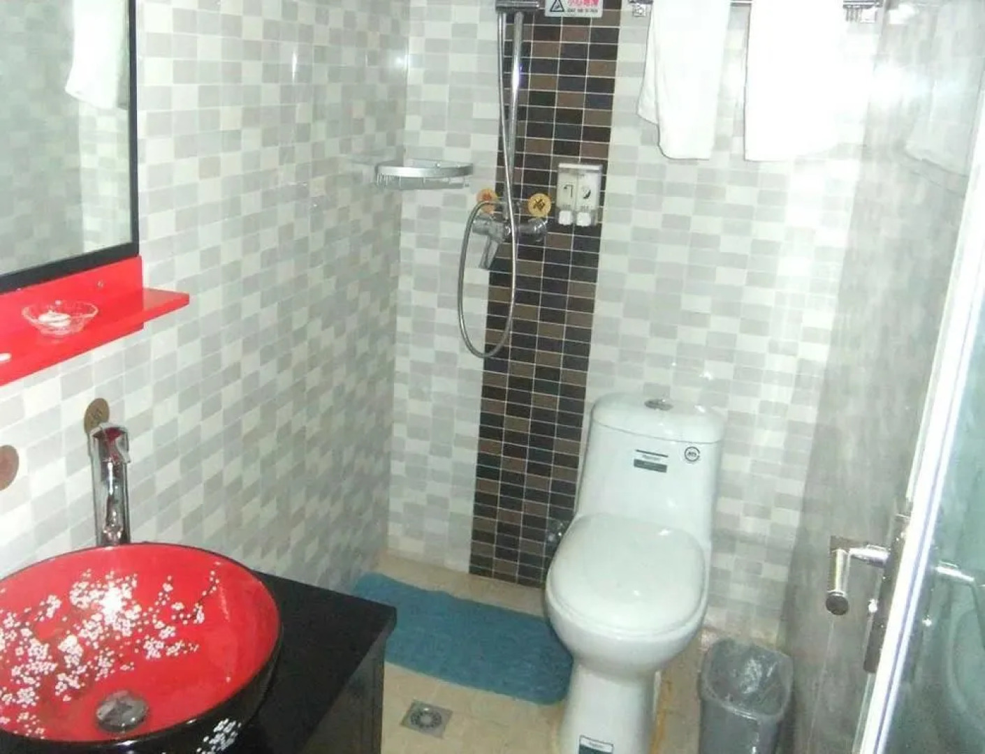 Quandu 128 Business Hostel