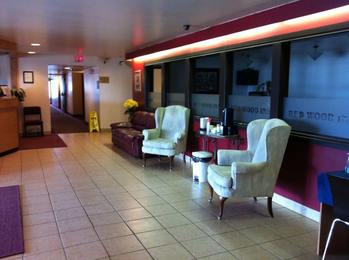 Redwood Motor Inn