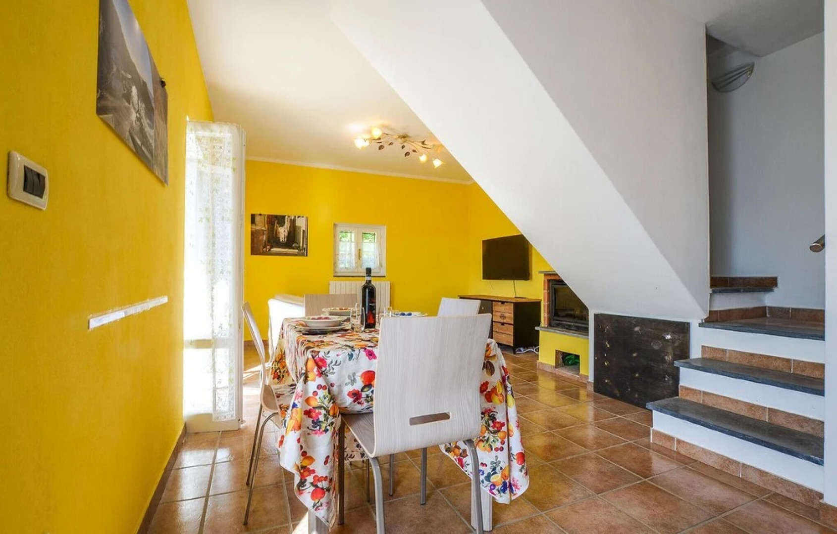 Amazing Home in Framura With Jacuzzi, Wifi and 2 Bedrooms