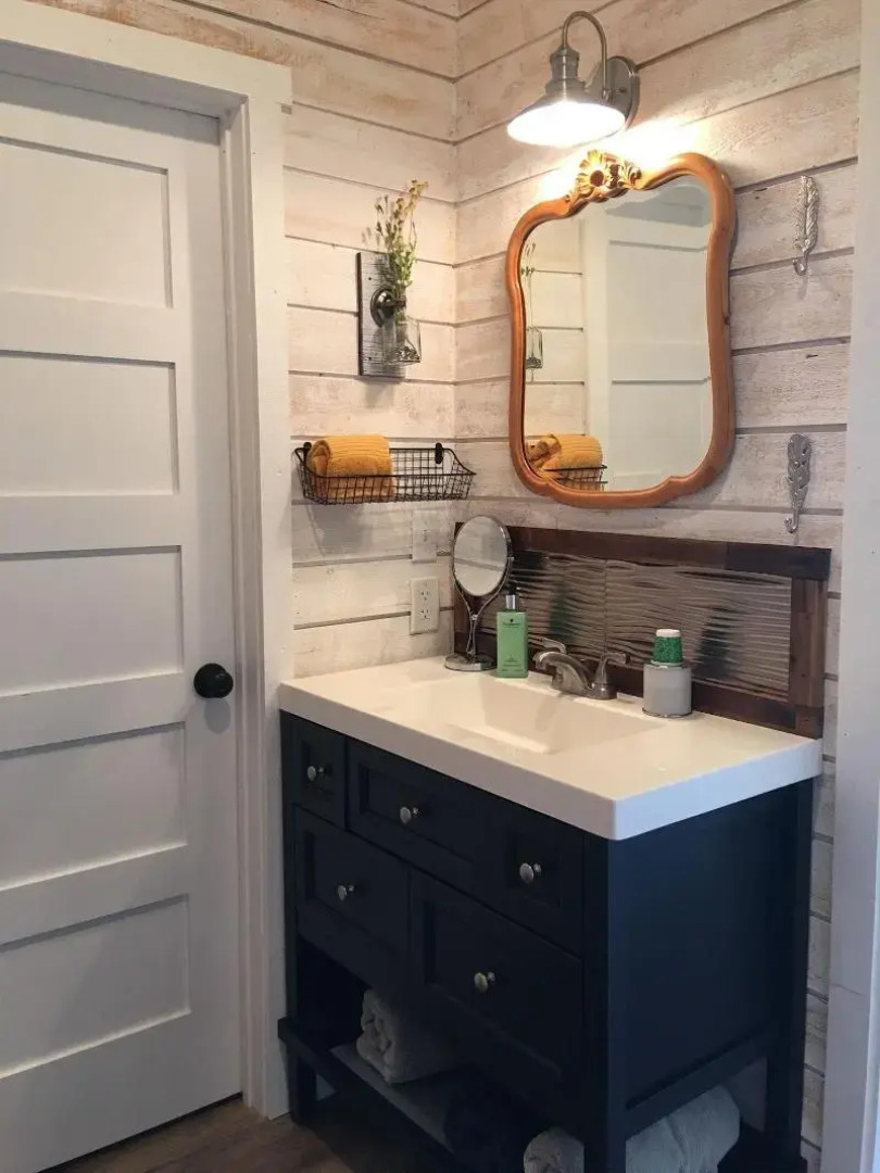 The Alexander at Creek Road