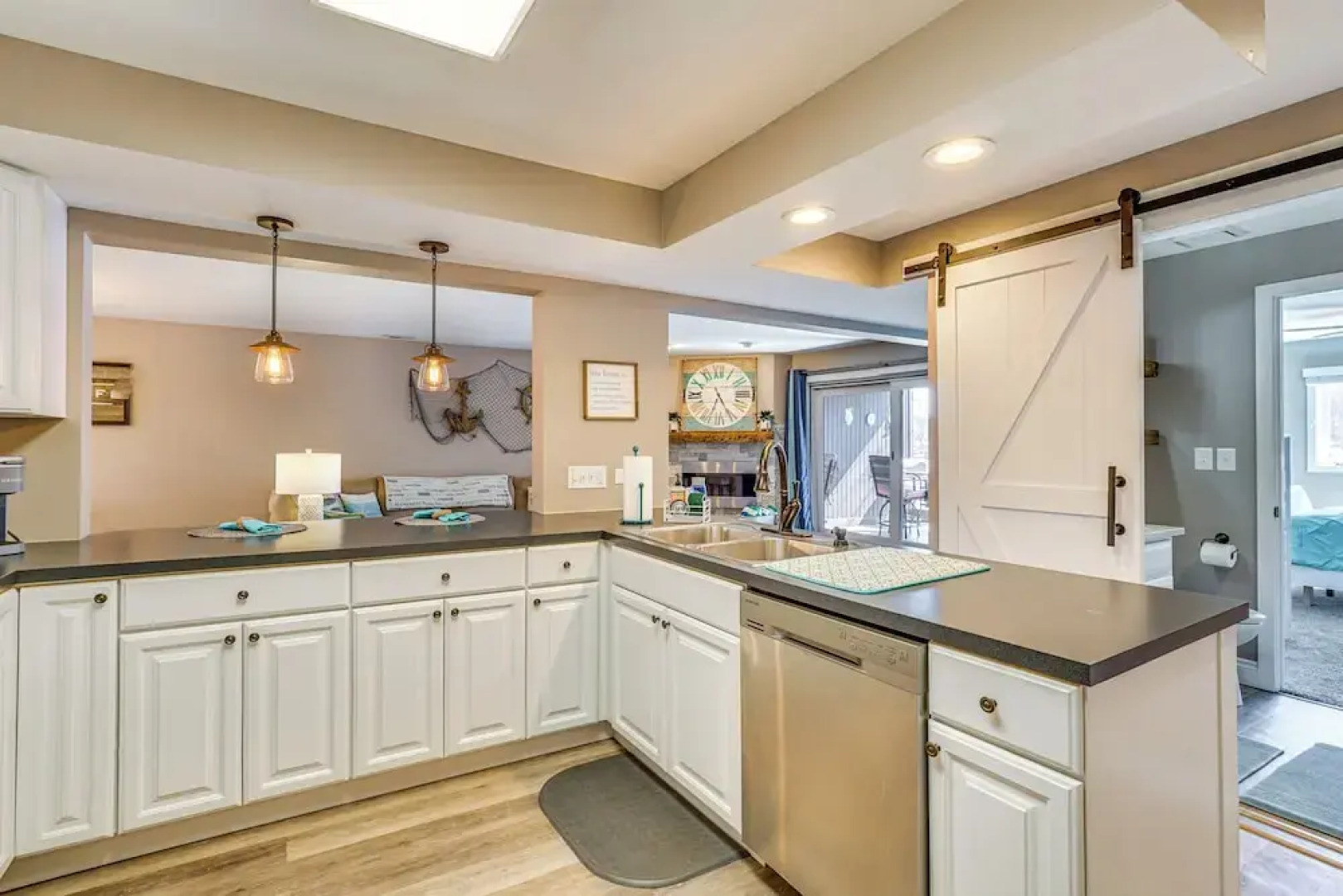 Lakefront Osage Beach Retreat: Dock Access!