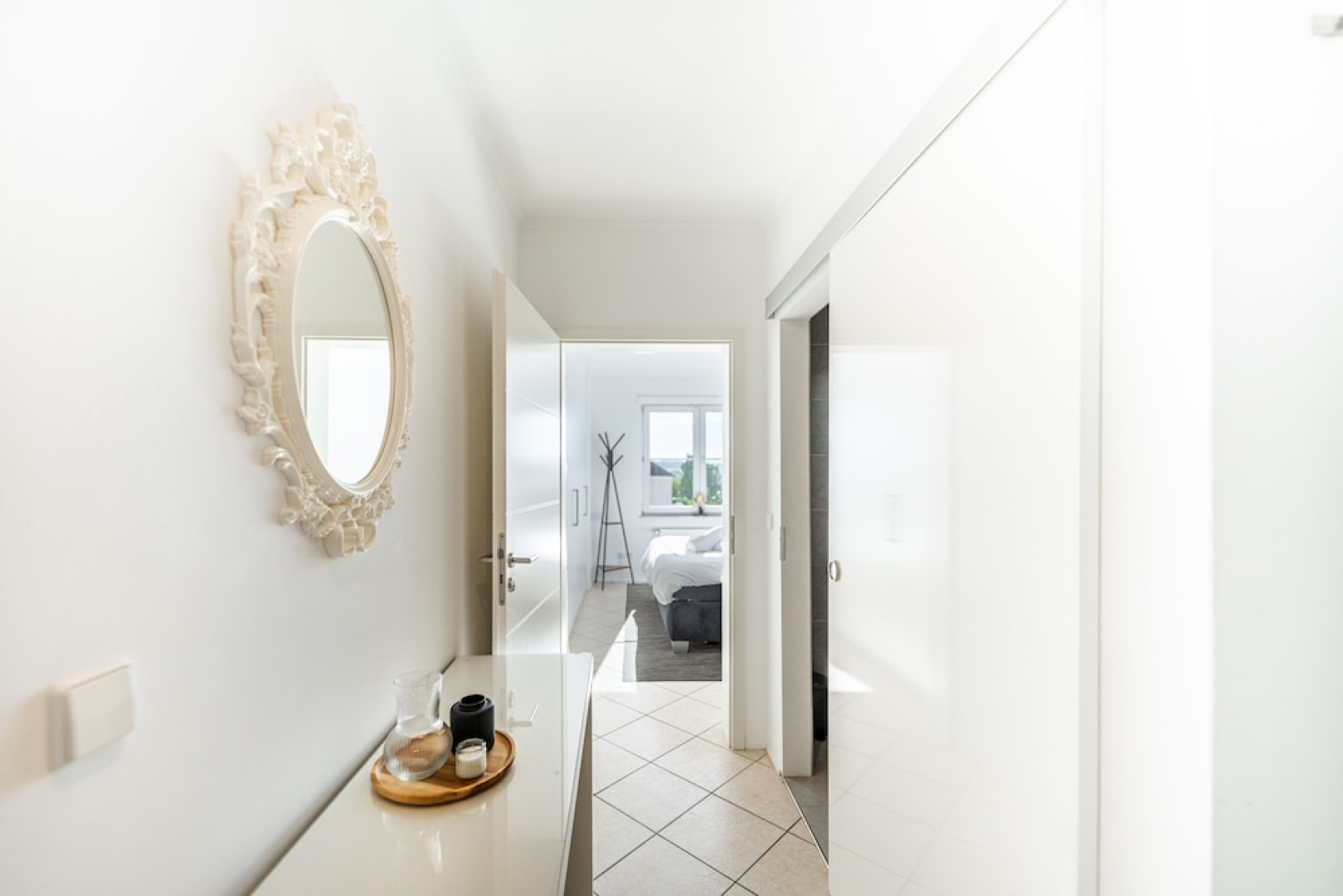 Beautiful Penthouse w Balc Prkg & BBQ