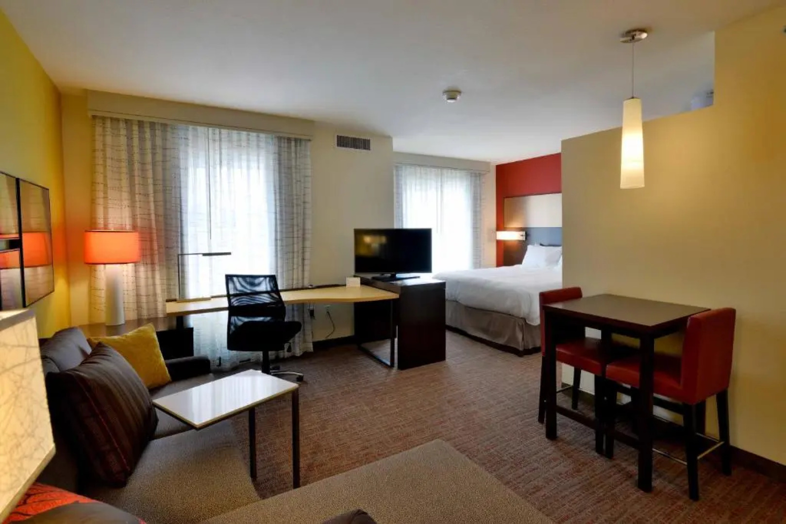 Residence Inn by Marriott Omaha Aksarben Village