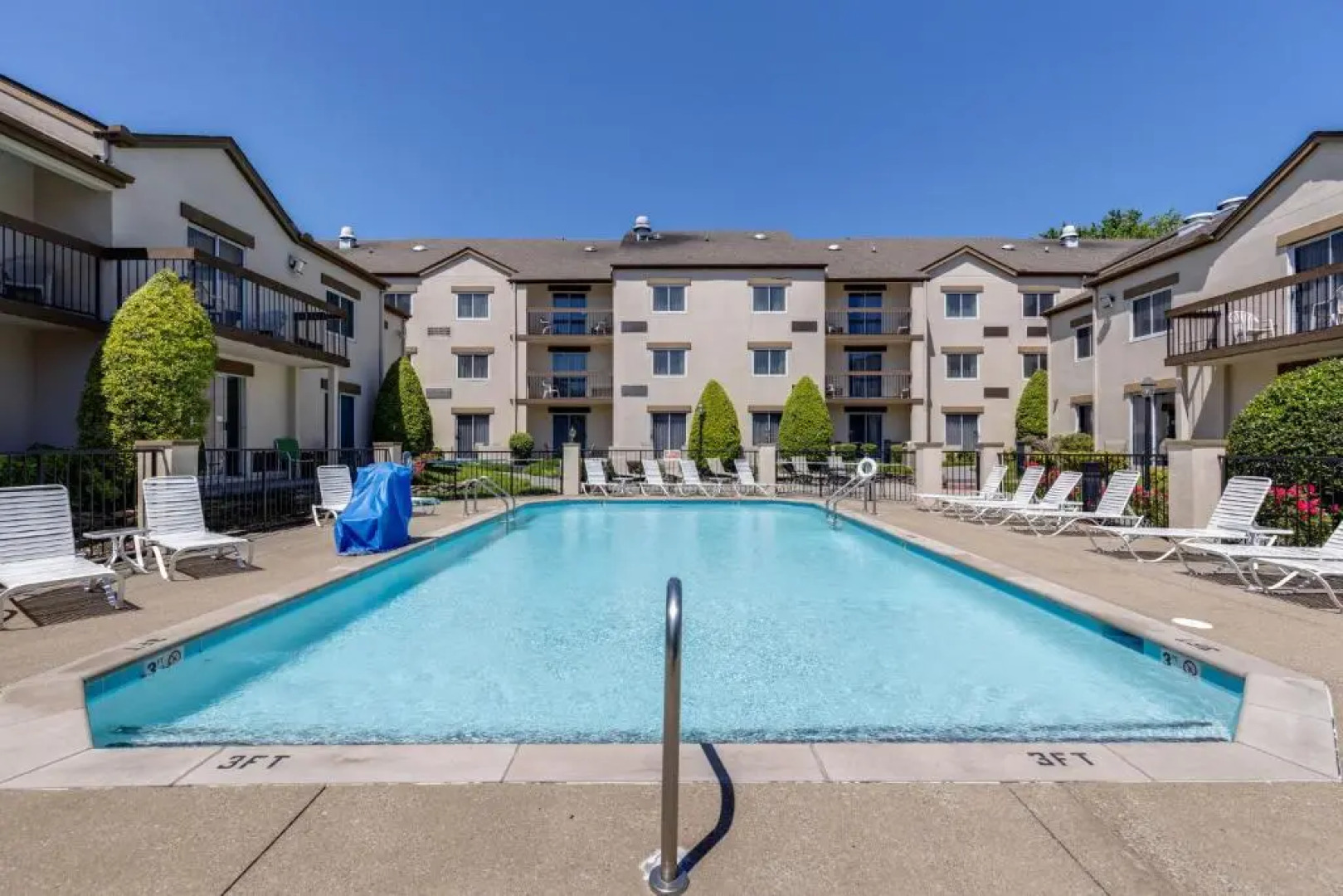 Club - Hotel Nashville Inn & Suites