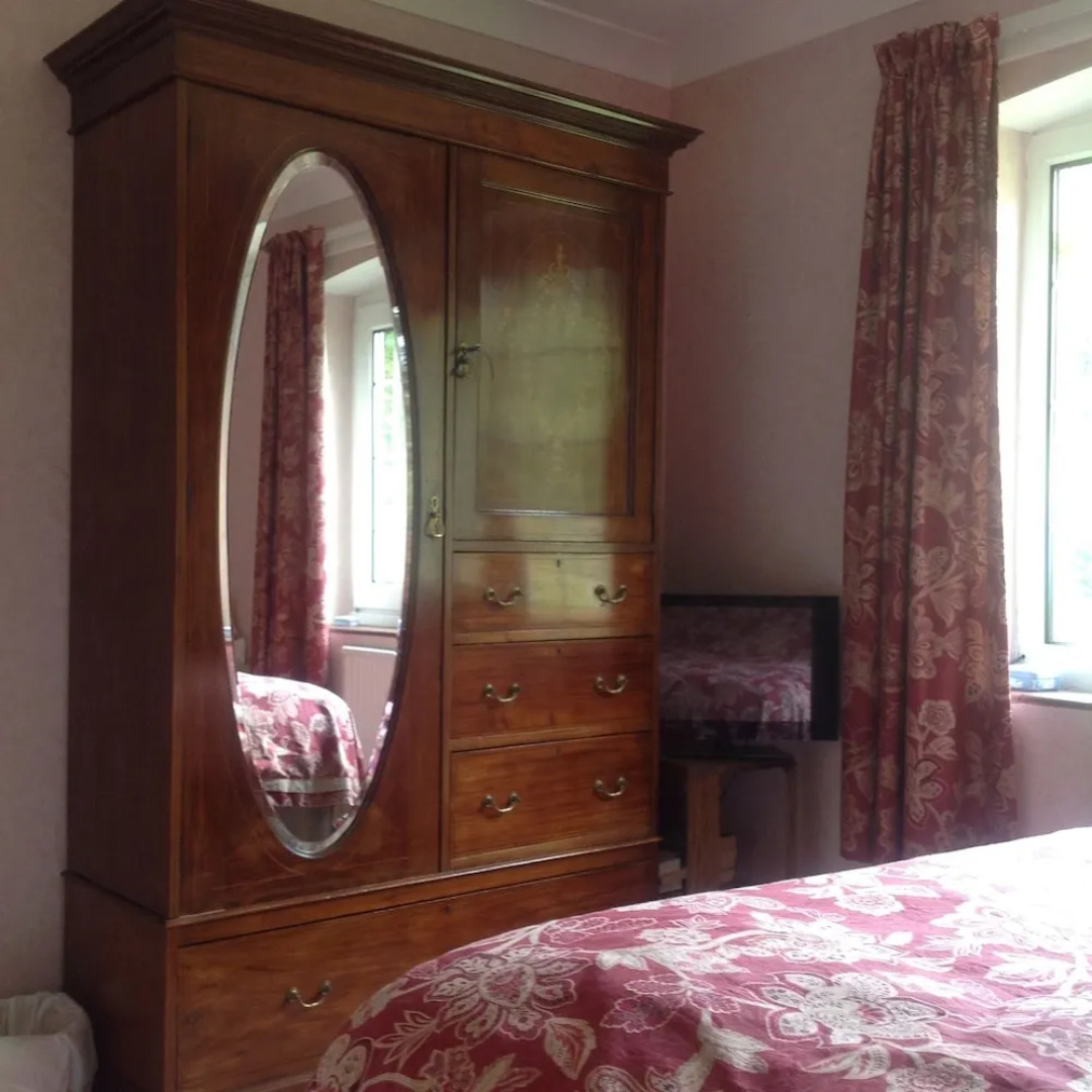 Pine Lodge Bed And Breakfast