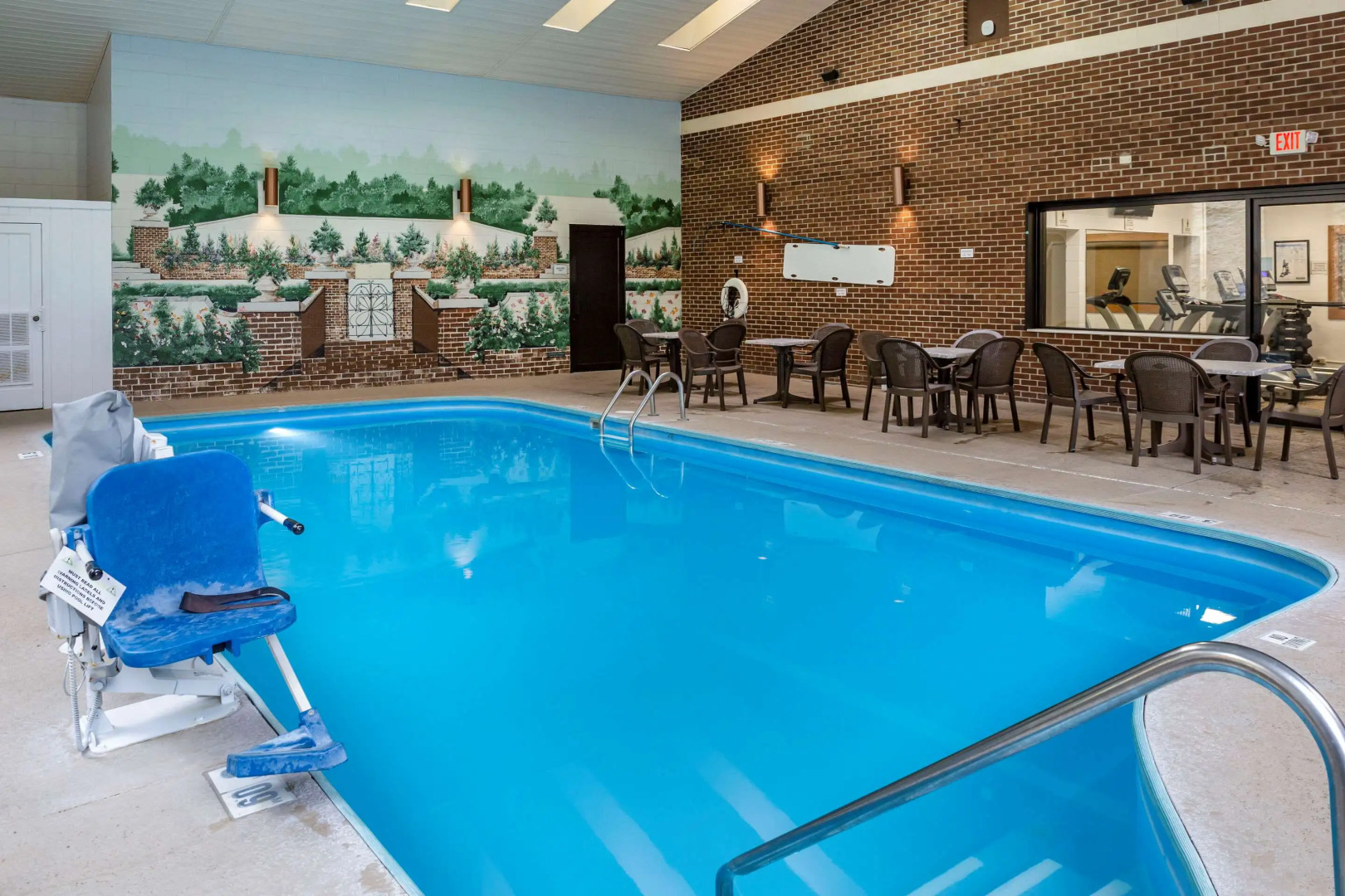 Quality Inn & Suites Zanesville City Center