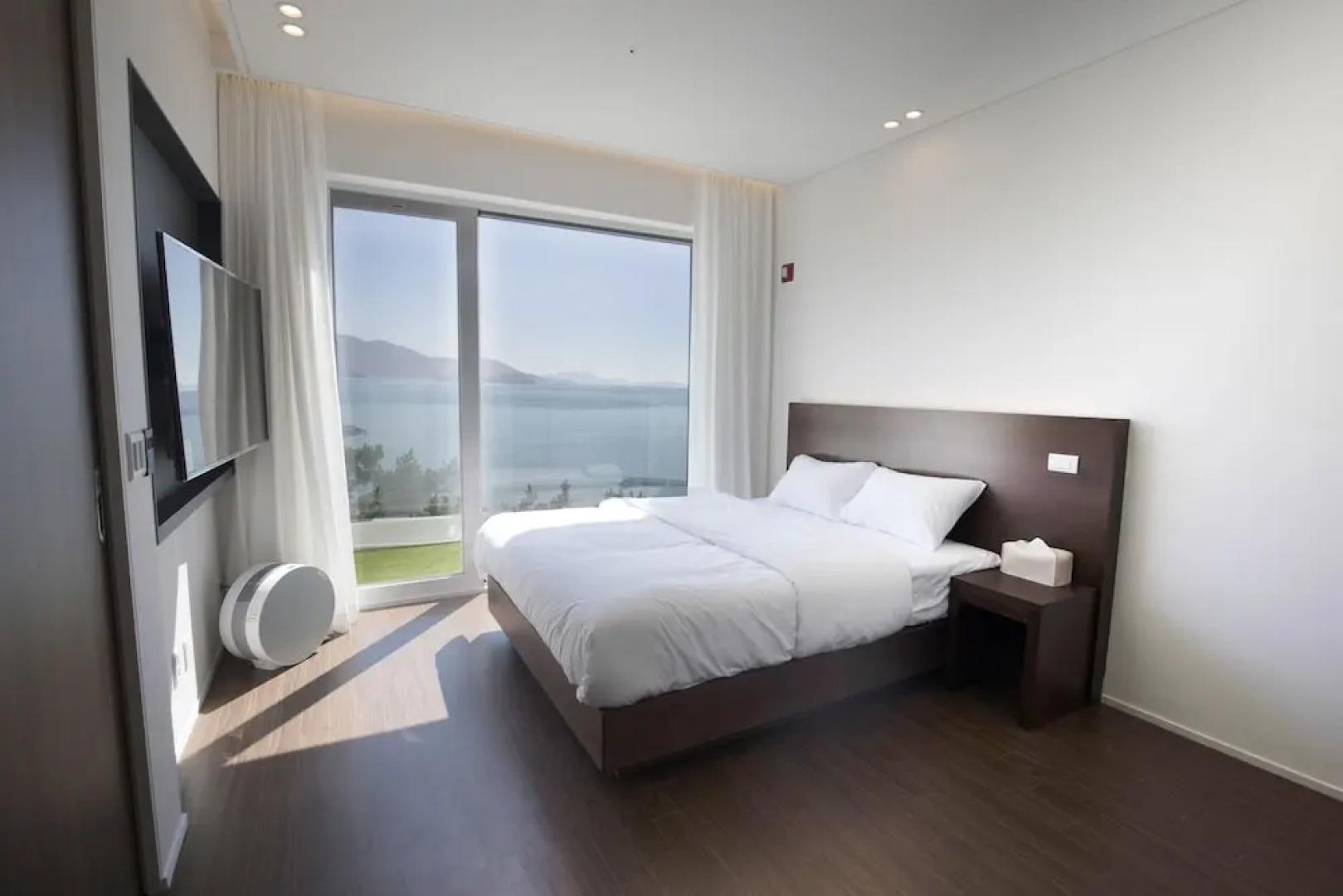 Laterrace Cove Suite