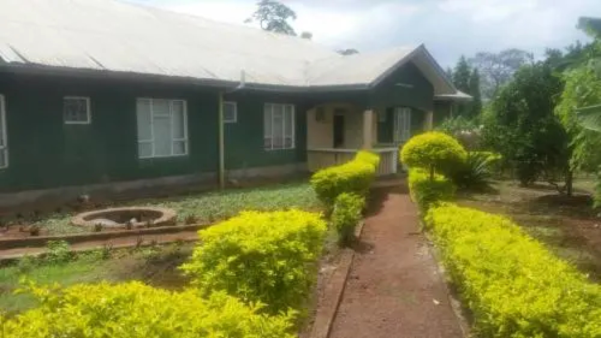 Volunteer-4-Life Hostel 2