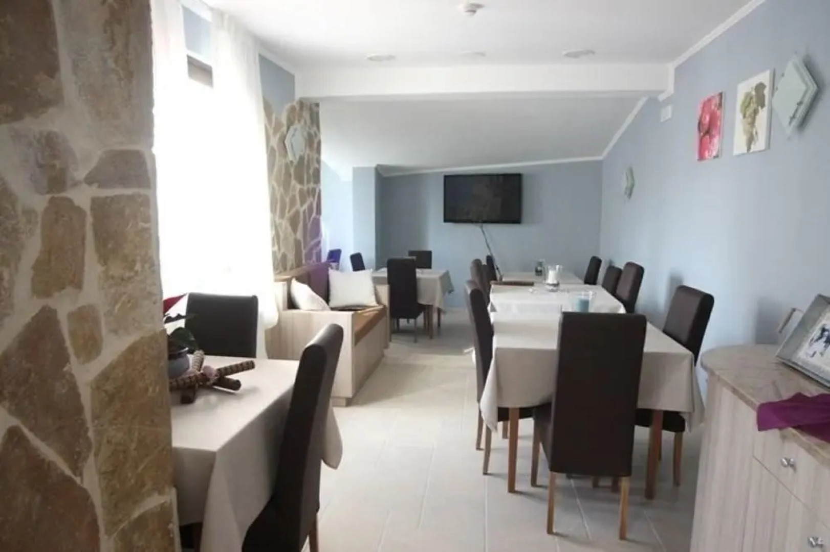 La Maison Rouge Resort