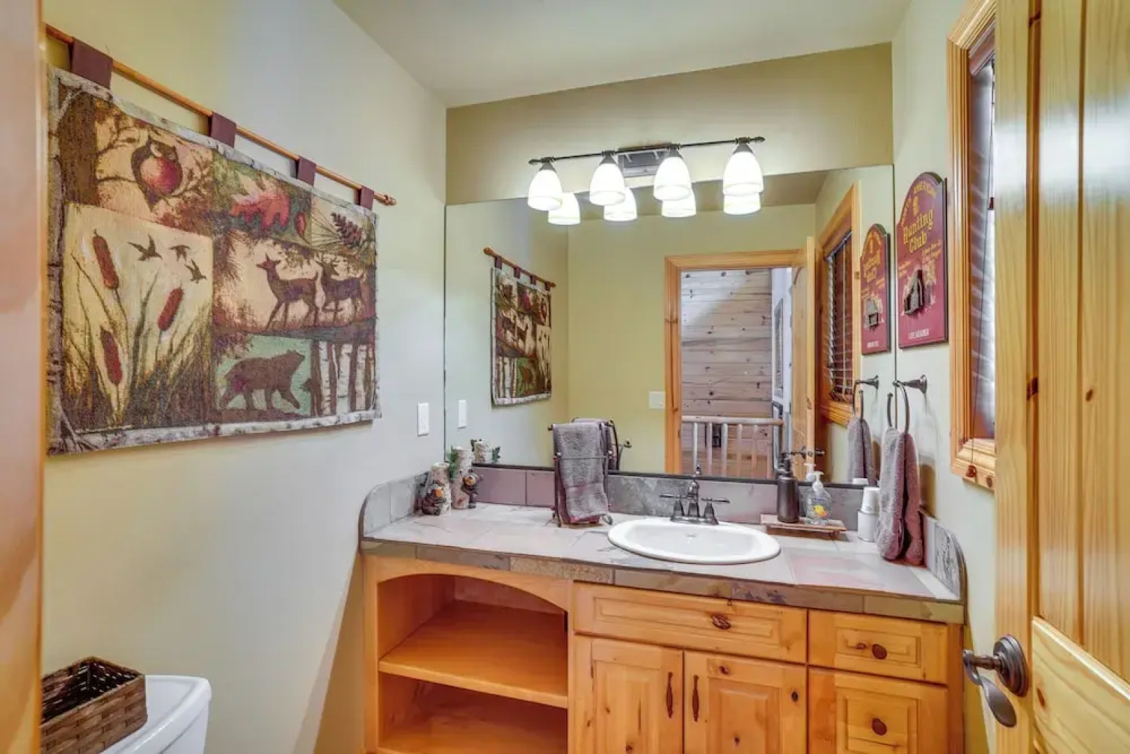 Duck Creek Village Cabin w/ Deck & Private Hot Tub