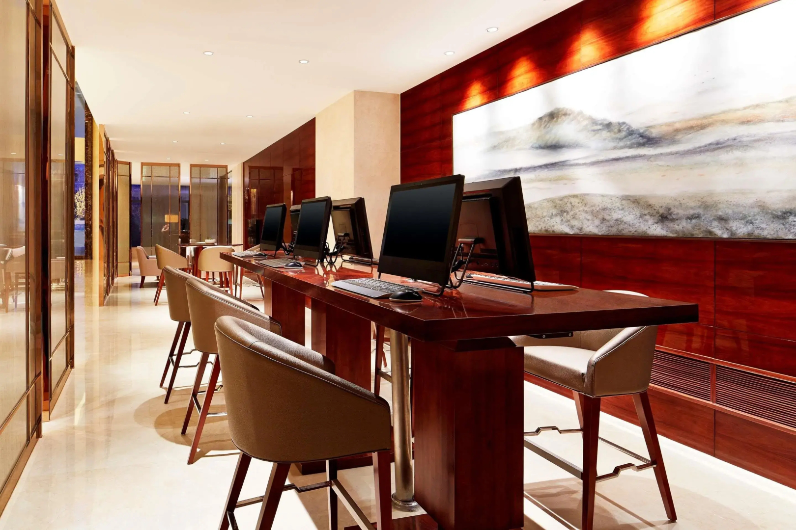 Sheraton Grand Zhengzhou Hotel