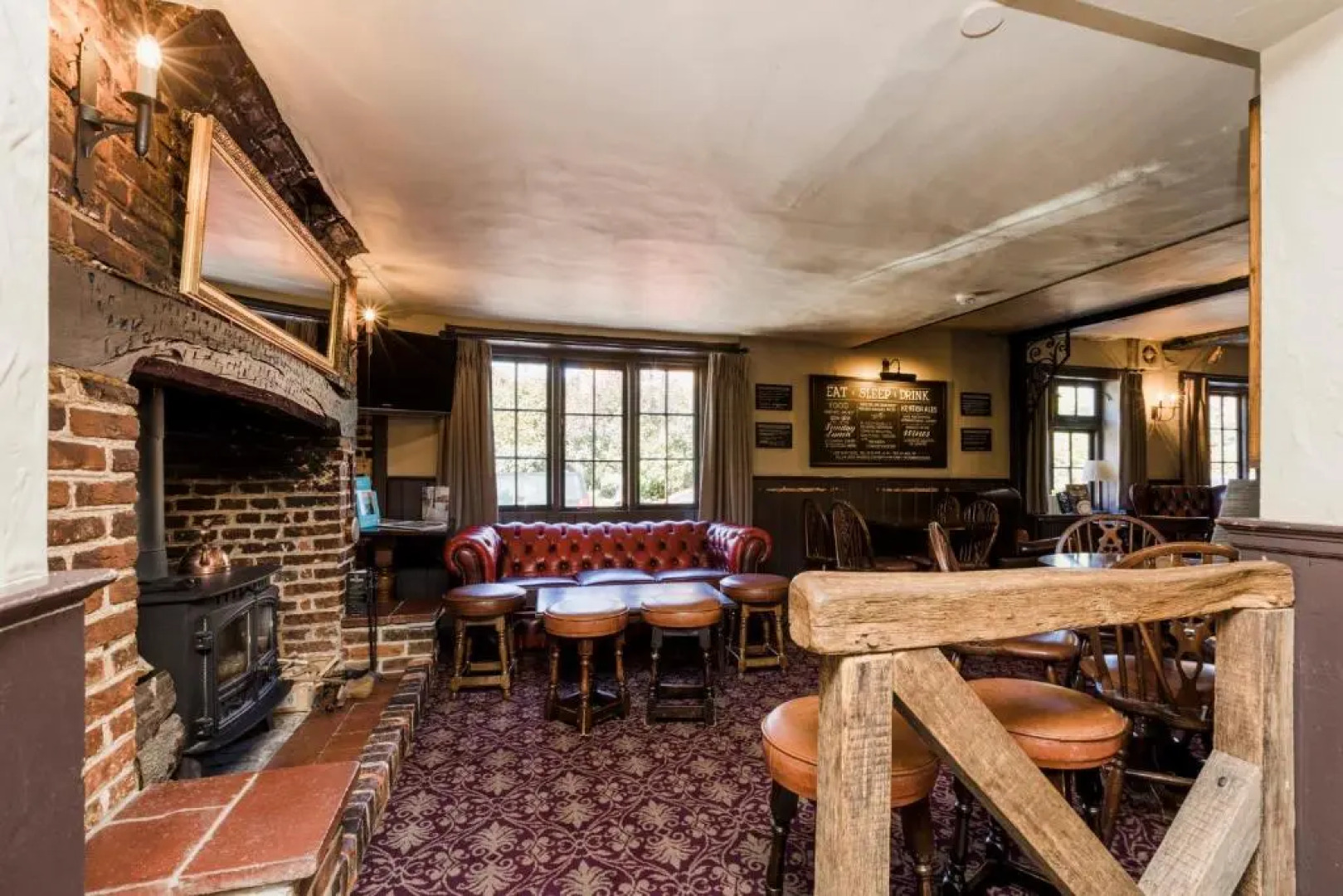 New Flying Horse Inn
