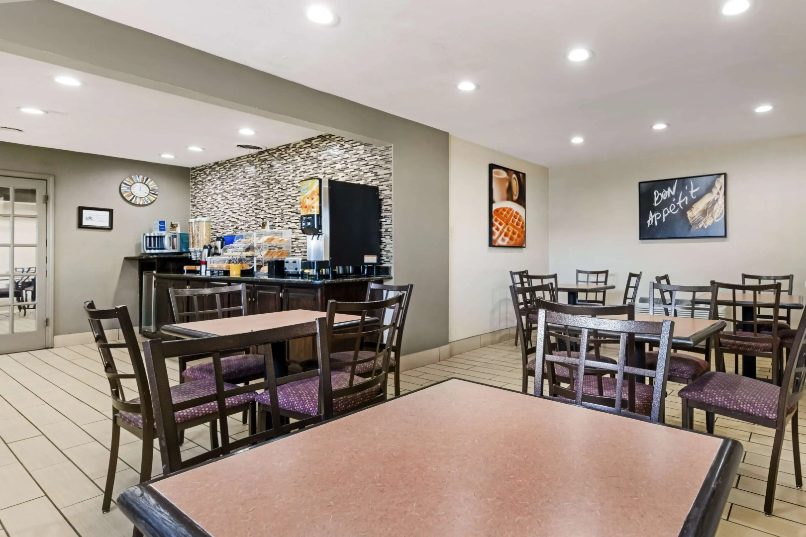 Best Western Red Carpet Inn