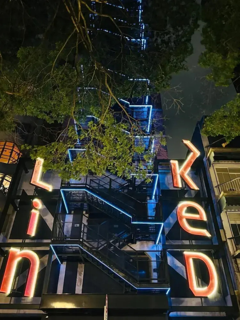 Linked Batel by Xtay