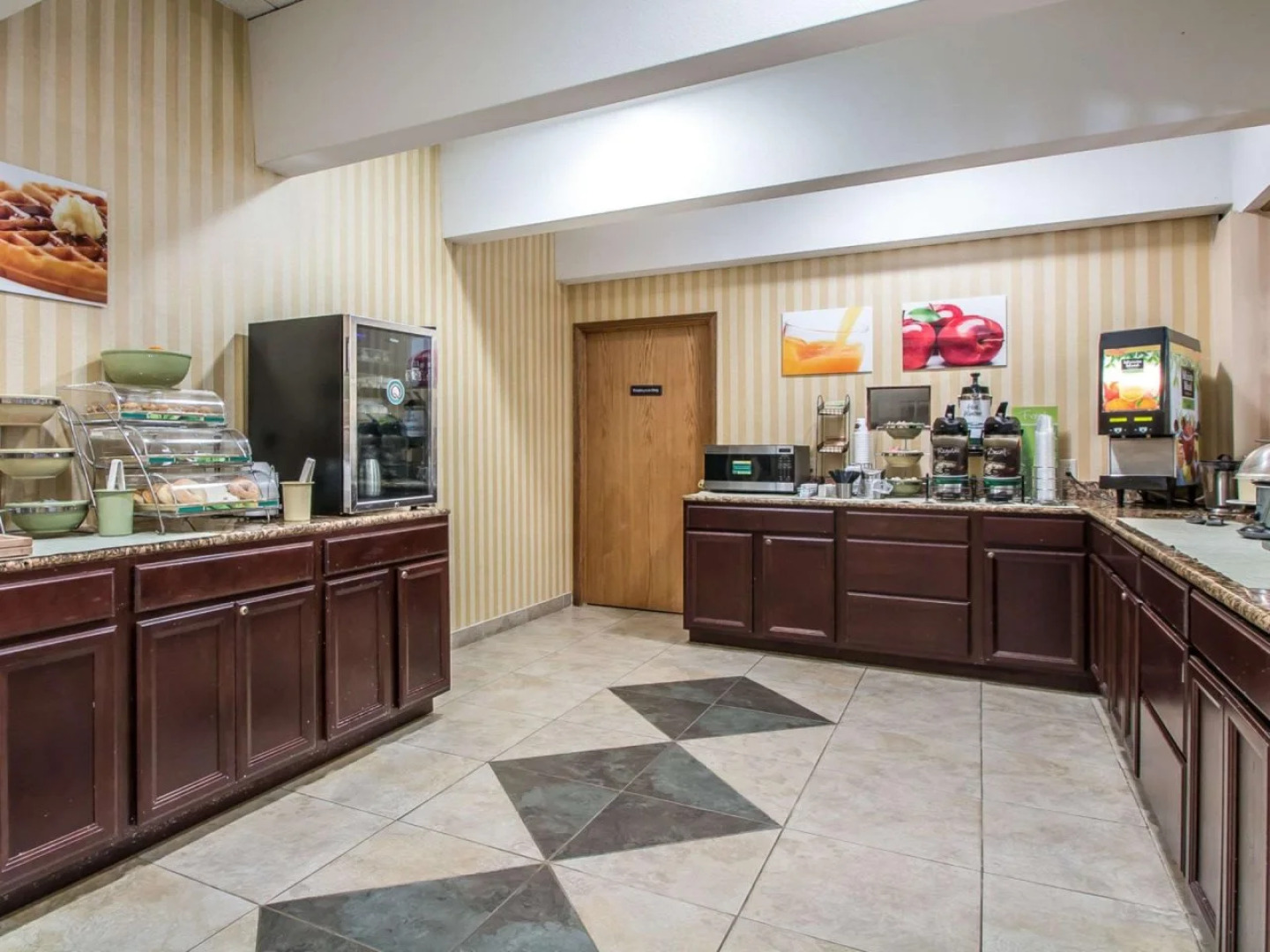 Tesla MedBed Center, East Dubuque