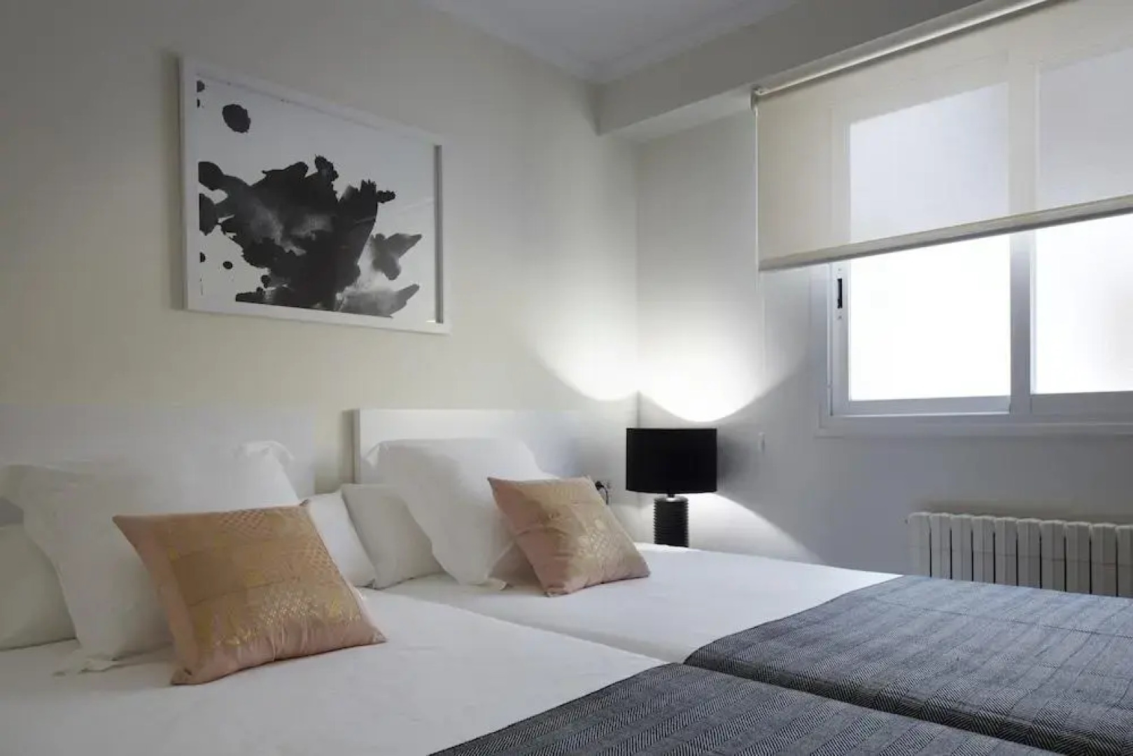 Playa de Ondarreta Apartment by FeelFree Rentals