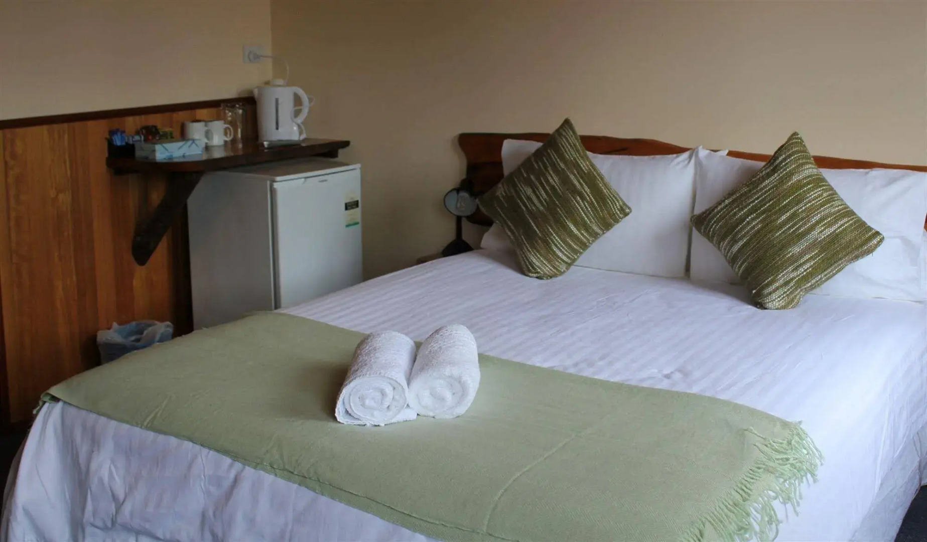 Tullah Lakeside Lodge