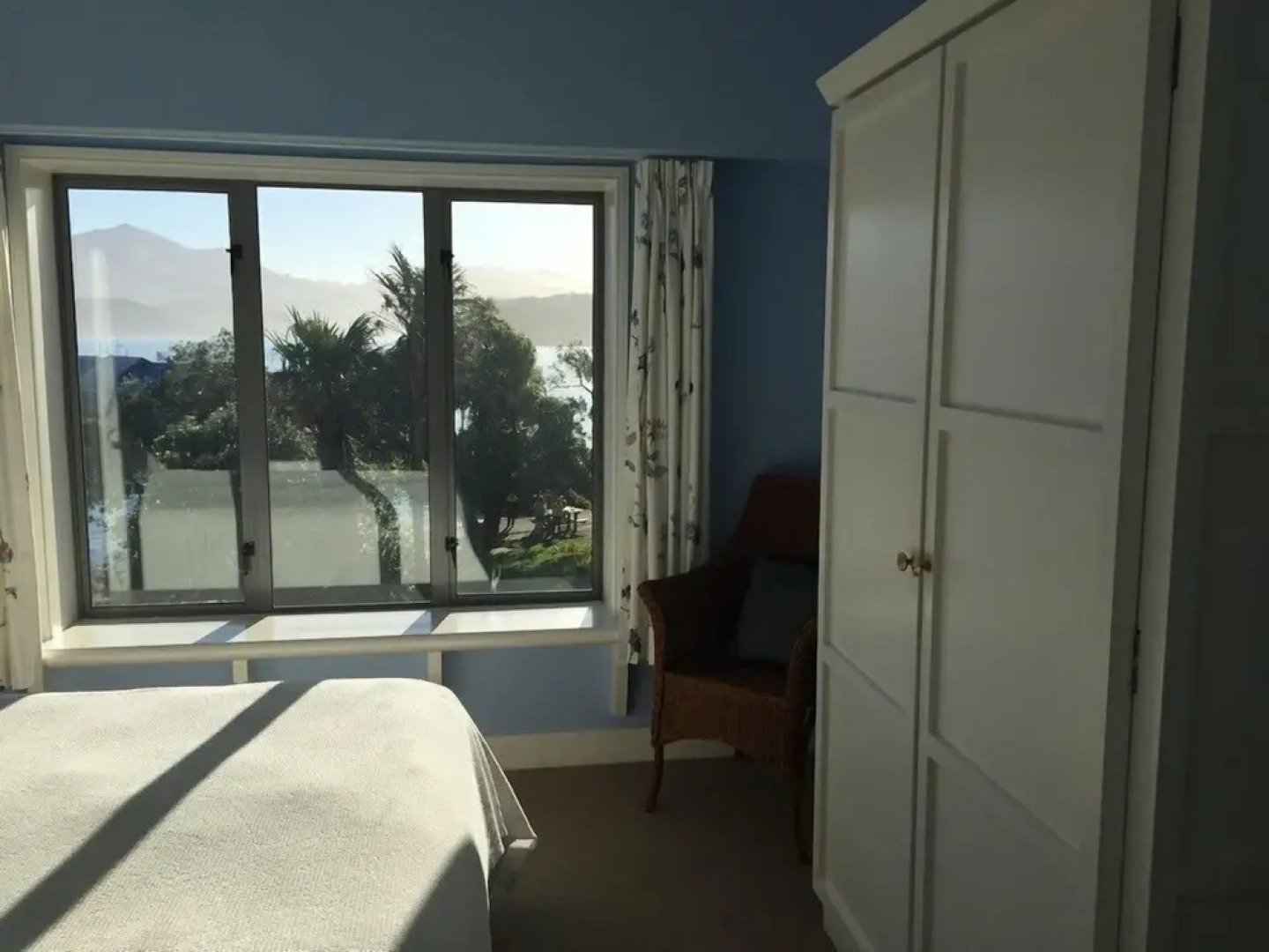 The Bruce Waterfront Apartments by AVI