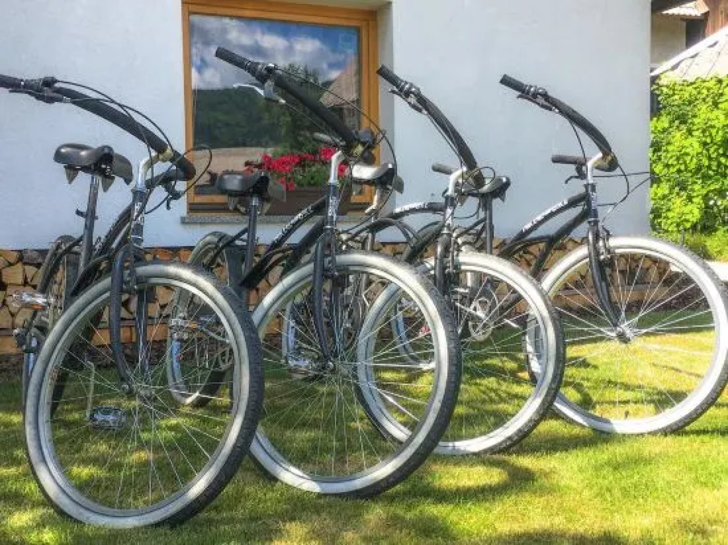 Hike & Bike Chalet