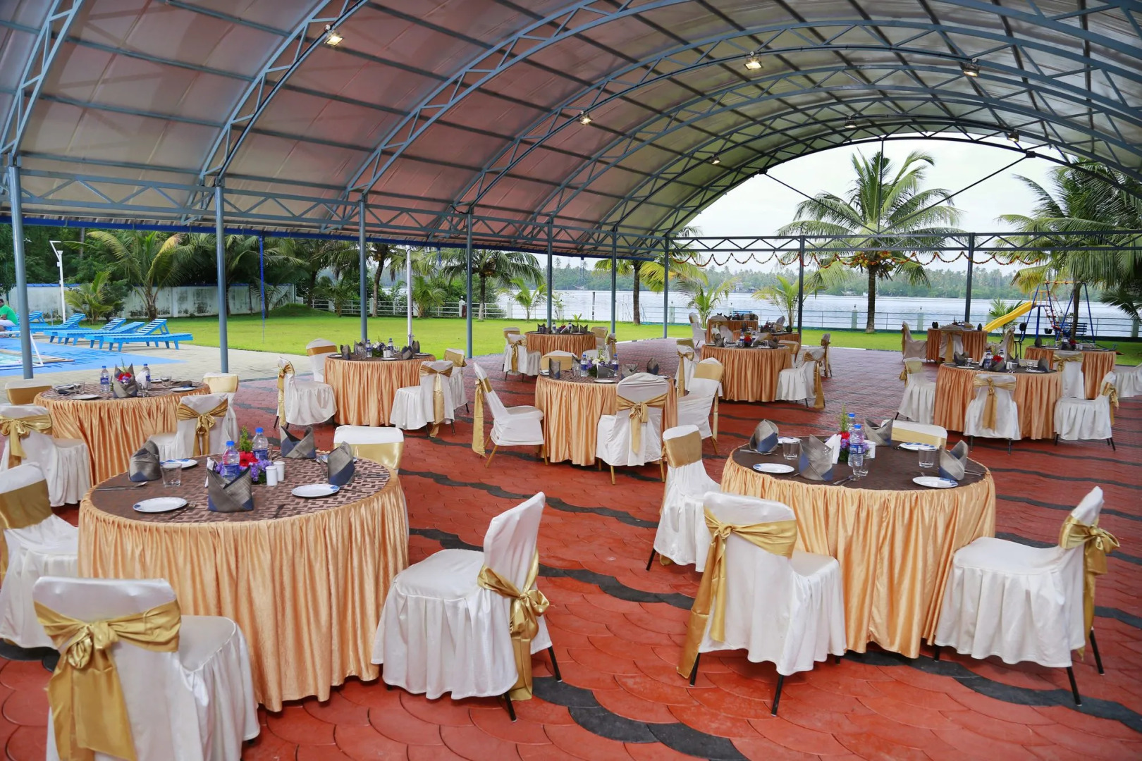 Renai Blue Waters Cherai