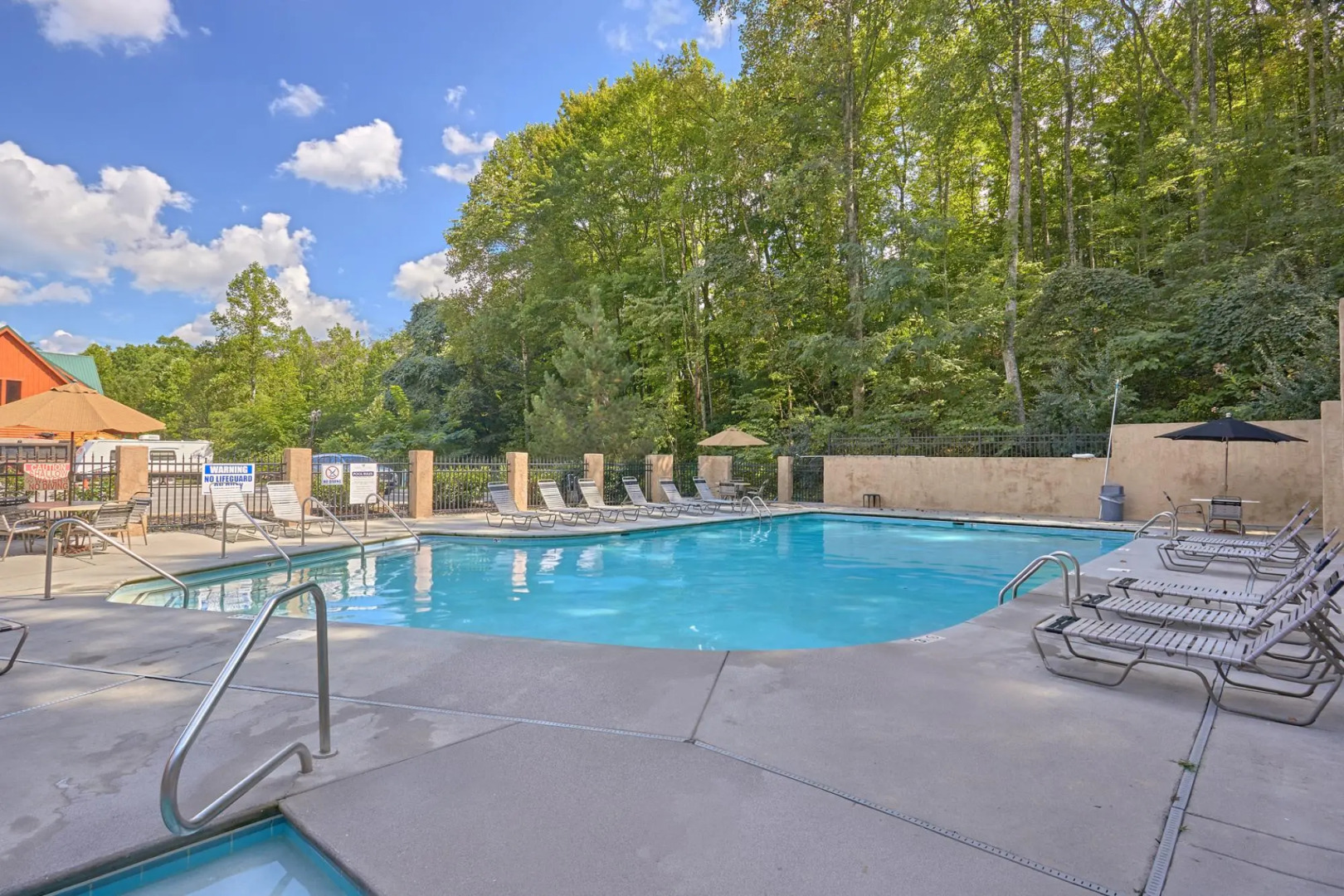 A Mountain View Theater Lodge Holiday home