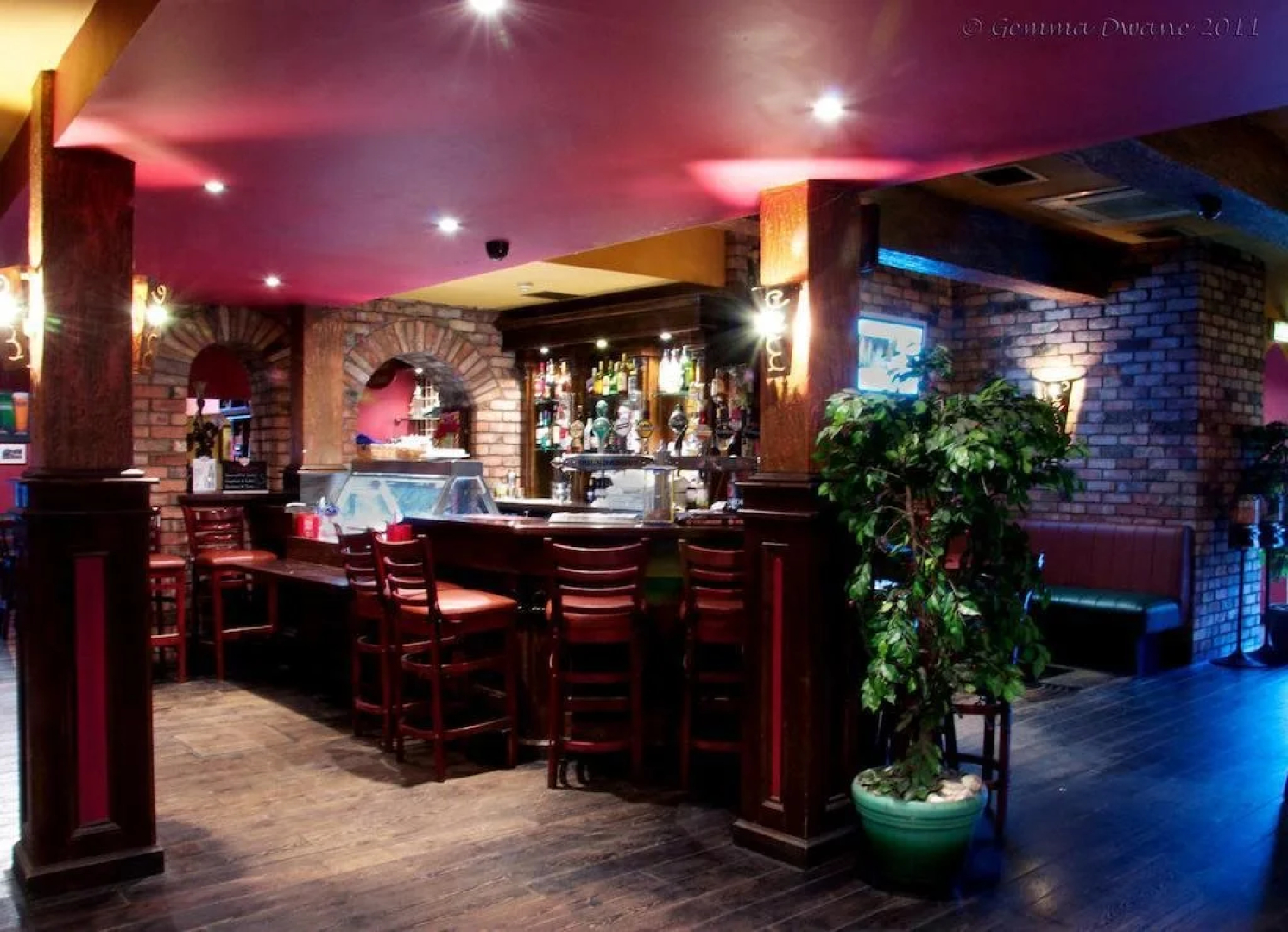 Roundabout Inn