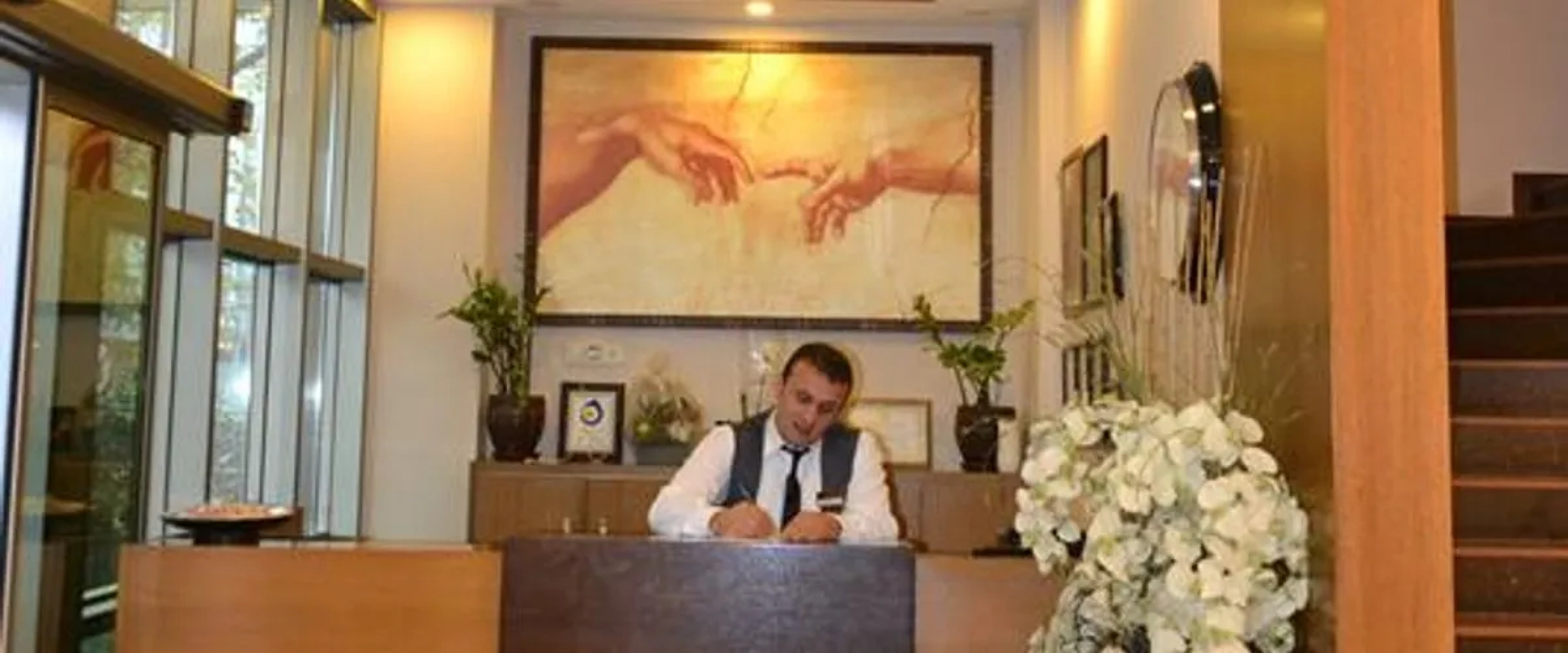 Engin Otel Izmir