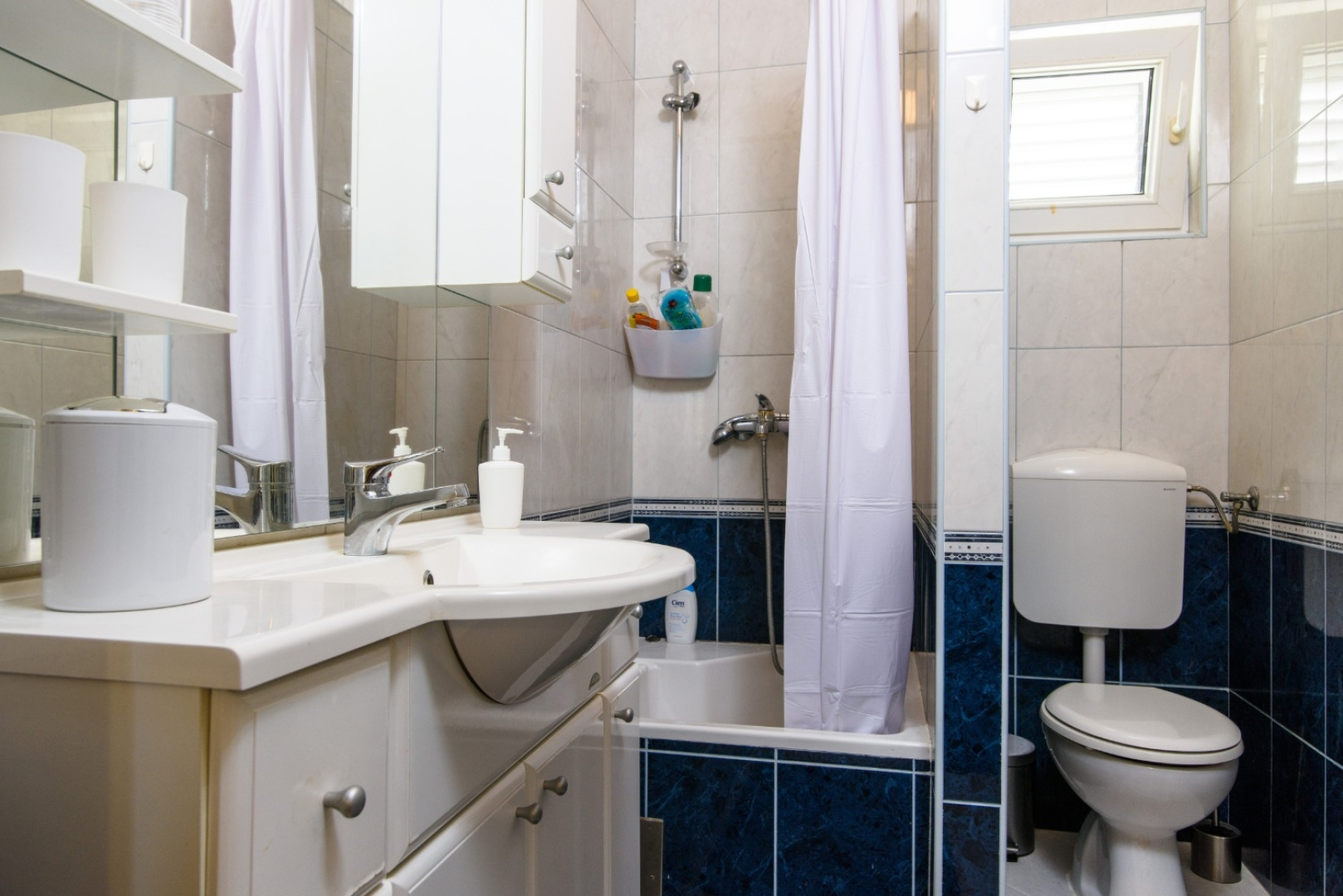 Apartment Stipe - 25m from the sea: A1 Sevid, Riviera Trogir