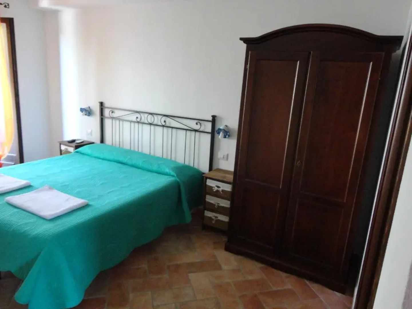 Bed and Breakfast ICHNOS