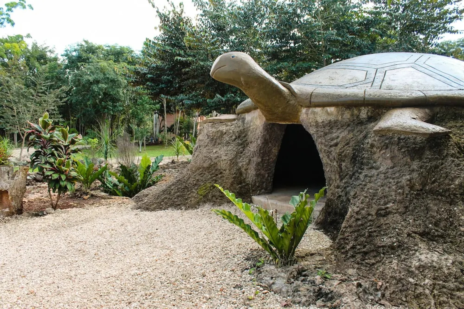 Real Mayab Hotel & Bungalows