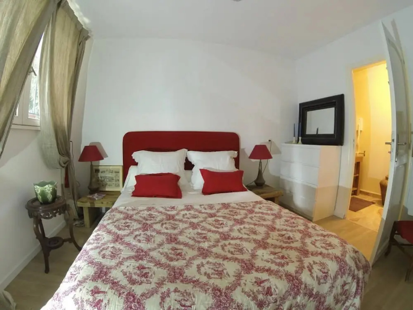 House With one Bedroom in Belloy-en-france, With Enclosed Garden and W