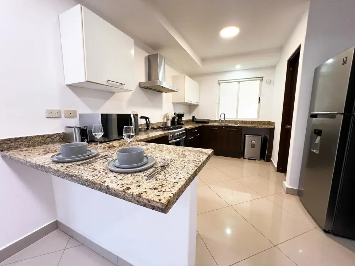 Relajate hermoso jardín y 2 piscinas